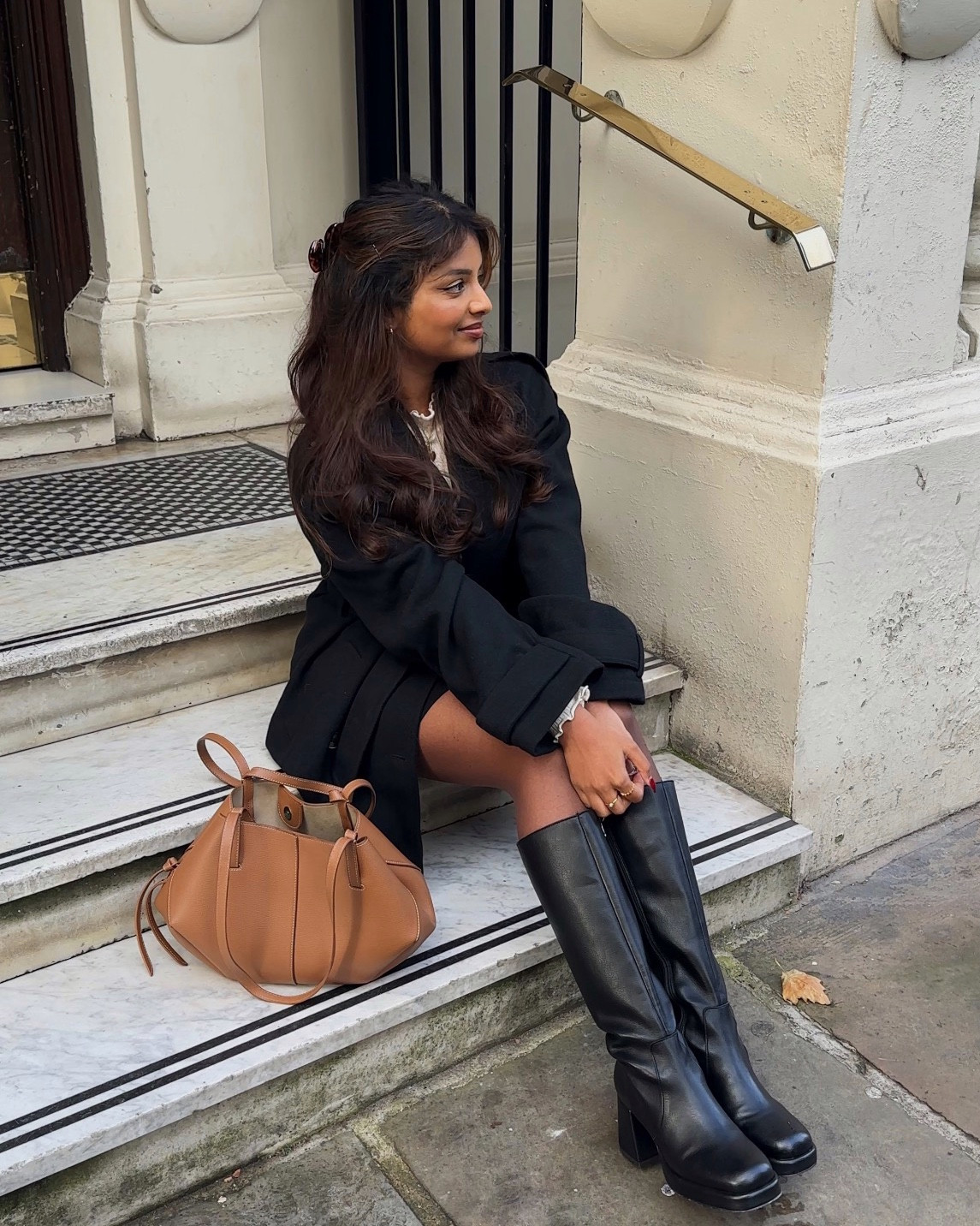 Fall outfit inspo 🤎
_
#outfitinspiration #outfitoftheday #fallfashion #falloutfits #fallseason #fallstyle #capsulewardrobe #fallaesthetic #autumnfashion #pinterestinspired #pinterestfashion #petitefashion autumn trends 2024, fall fashion trends suede boots, brown suede boots