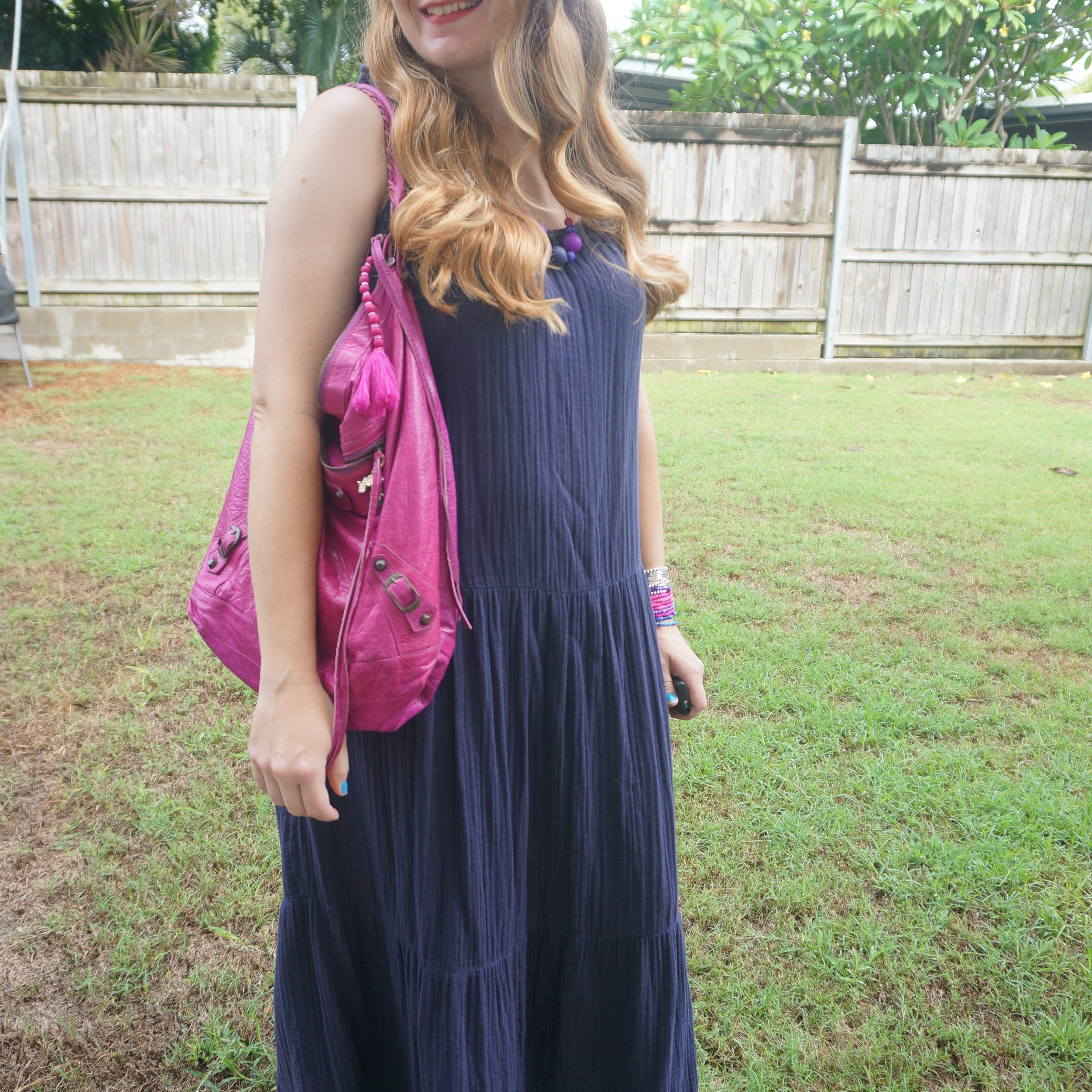 Anko Kmart navy tiered maxi dress with magenta pink Balenciaga day bag 💙💕

#LTKbag #LTKsummer #LTKaustralia