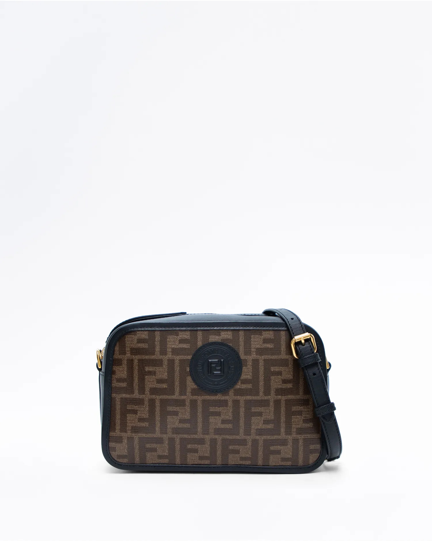 Logo Camera Case Bag | Vivrelle