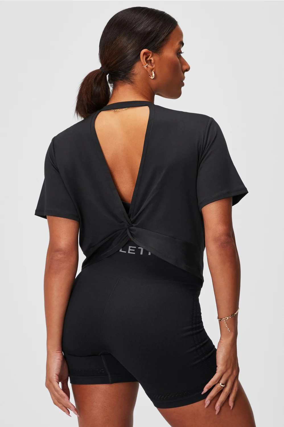 Dry-Flex Twist Back Short-Sleeve Tee | Fabletics - North America