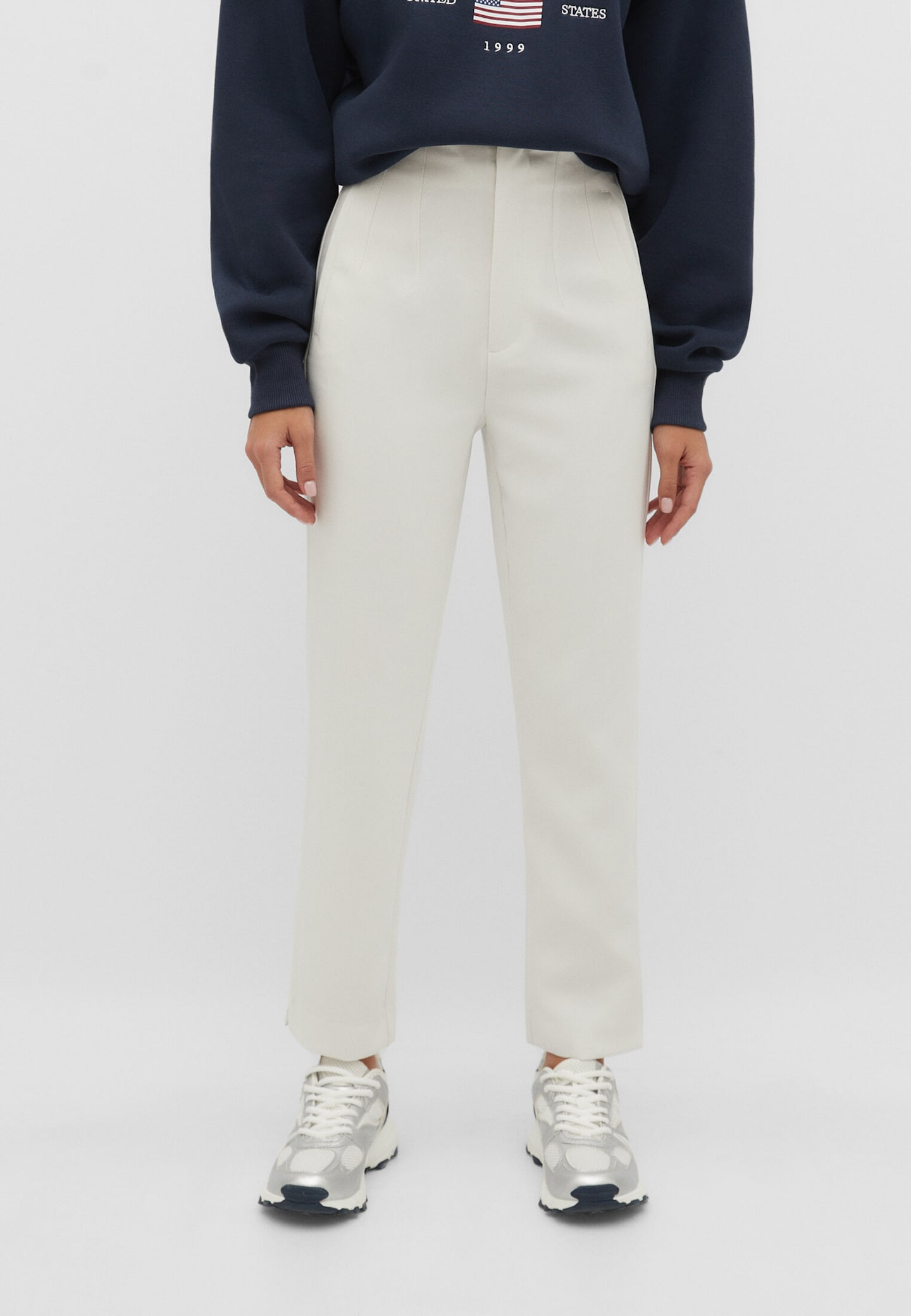 Pantalon habillé à pinces | Stradivarius (FR)