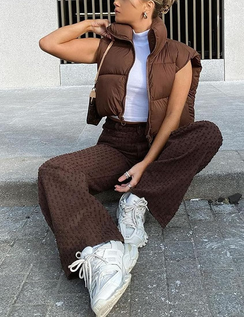 APAFES Womens Winter Cropped Puffer Vest High Stand Collar Lightweight Insulated Crop Vests Outerwea | Amazon (US)