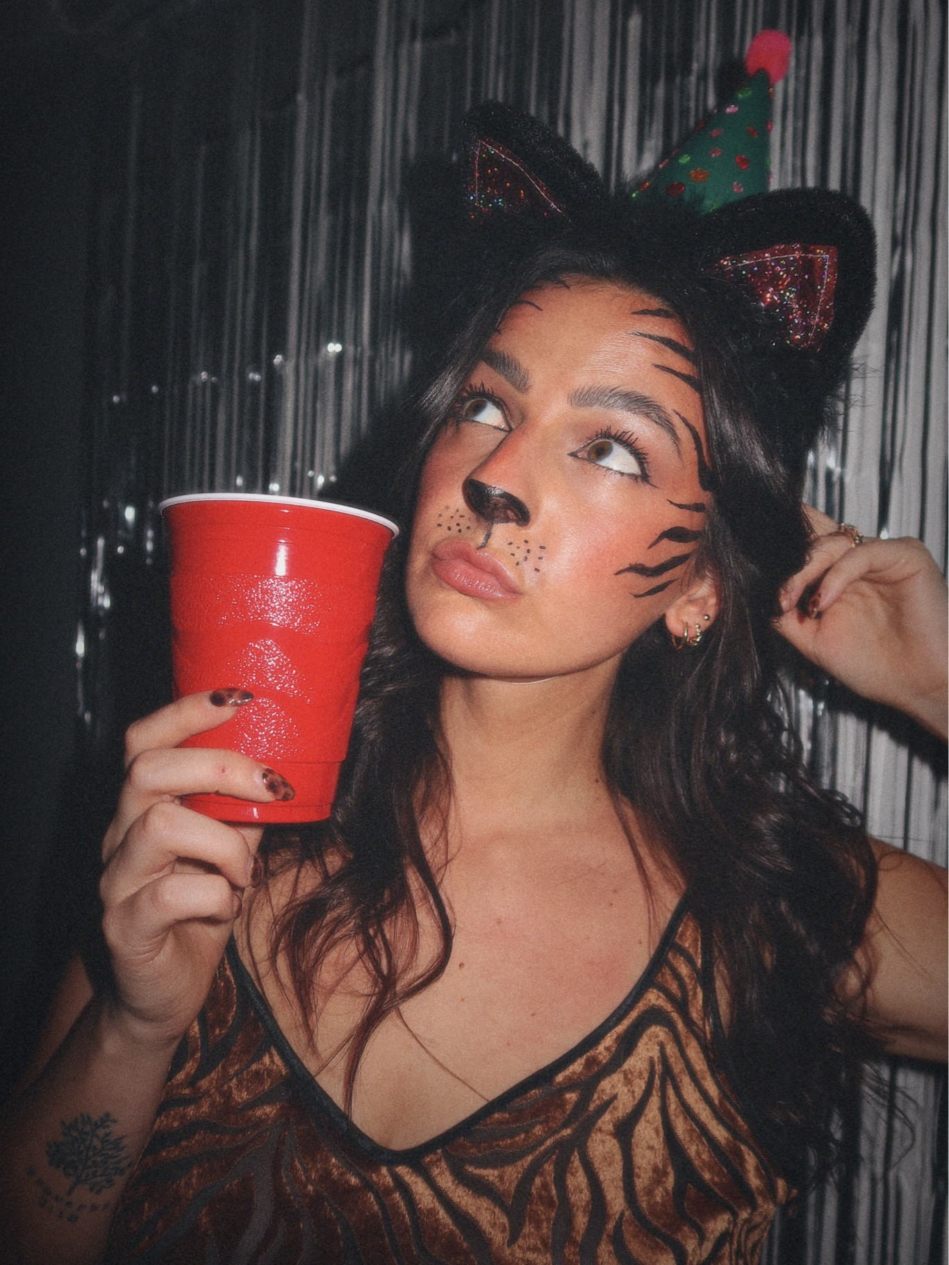 the makeup I used for my party animal tiger Halloween look🎉🐯🍾

#LTKSeasonal #LTKBeauty #LTKFindsUnder50