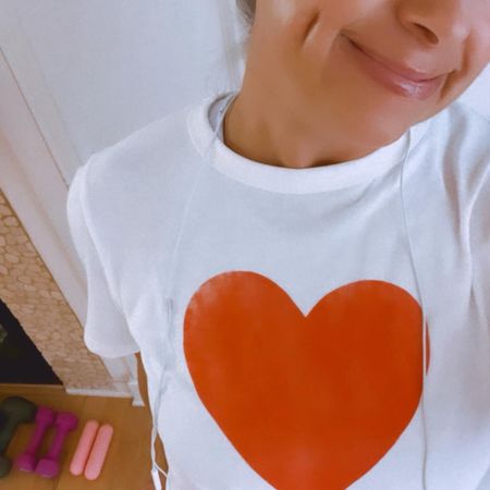 ❤️❤️❤️ … been wearing, sharing and asked about this tee on repeat - they have run out of stock online but I’ve found a dupe (that also comes in kids’ sizing AND additional colors), linking here!

(Shown is from Old Navy - you may be able to still find one or two in store!) ❤️❤️❤️

#LTKfindsunder50 #LTKGiftGuide #LTKSeasonal