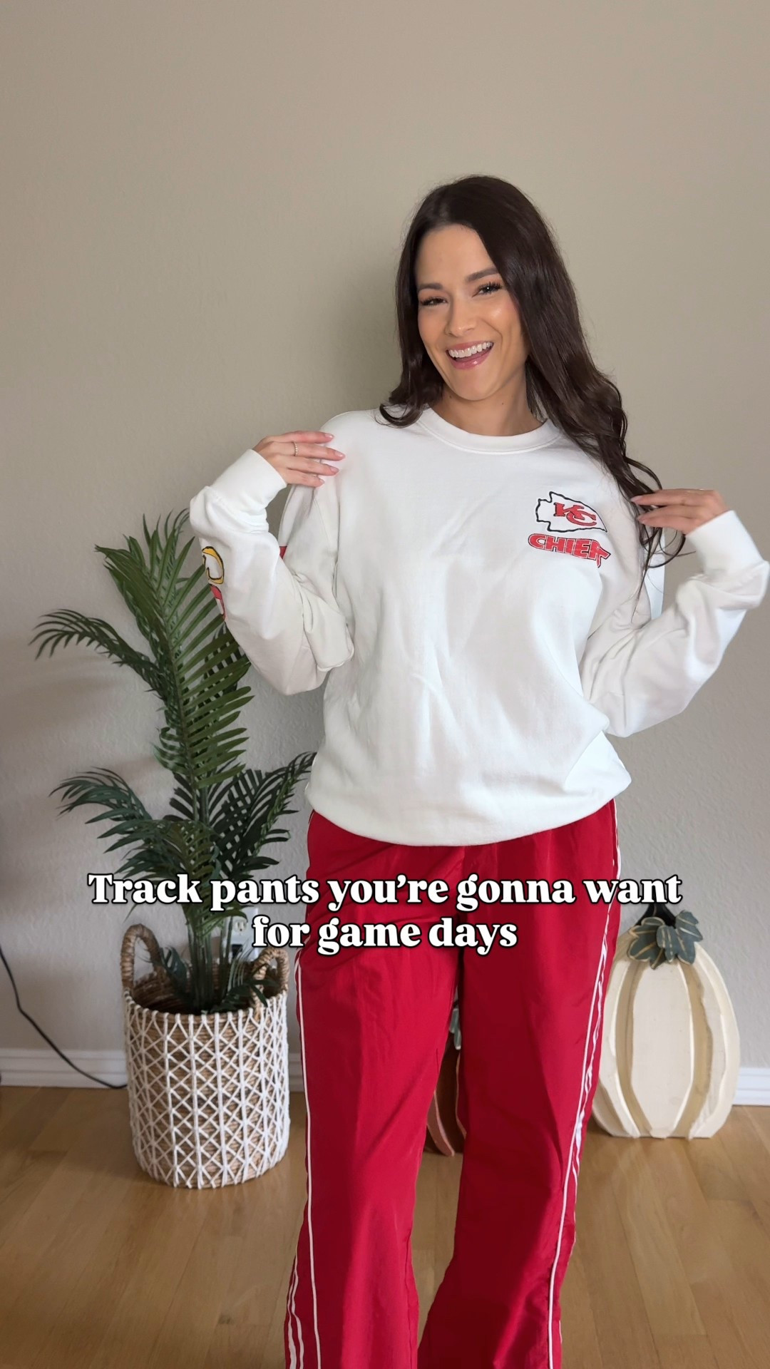 Game day, street style, or just feelin’ bold — red’s the move ❤️ Who else loves a good statement piece?


Red track pants outfit, Chiefs sweatshirt style, Game day fashion, Streetwear inspo, Bold outfit ideas, NFL street style, Cozy fall fashion, Trending outfit 2025
#StreetwearStyle #GameDayOutfit #WalmartPartner #RedPantsEnergy #ChiefsStyle #FallFitCheck #00TD2025 #TrendyStreetwear #ReelStyleEdit

#LTKStyleTip #LTKFindsUnder50 #LTKU