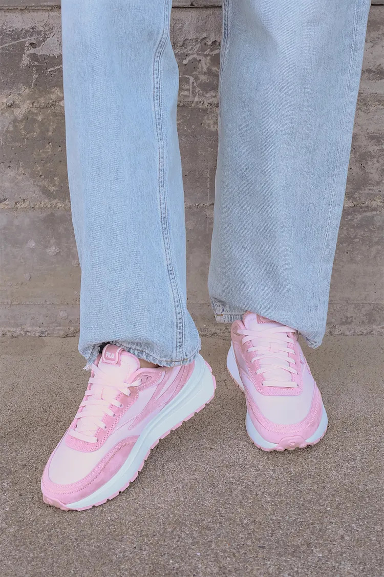 Renno Mauve Leather Chunky Sneakers | Lulus (US)