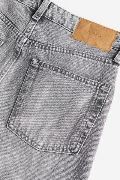 Wide Ultra High Jeans | H&M (US + CA)