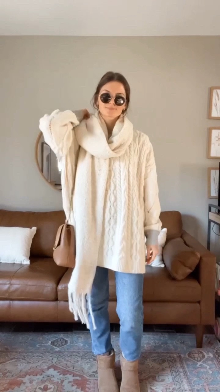 Mini uggs & ultra mini uggs back in stock!
Oversized sweater is sold out free people but linked a few similar options! 
Jeans are some of my favorite Levi’s, few sizes in stock & on sale!
Fringe scarf is so soft & cozy, comes in a few colors

#LTKSeasonal #LTKsalealert #LTKHoliday