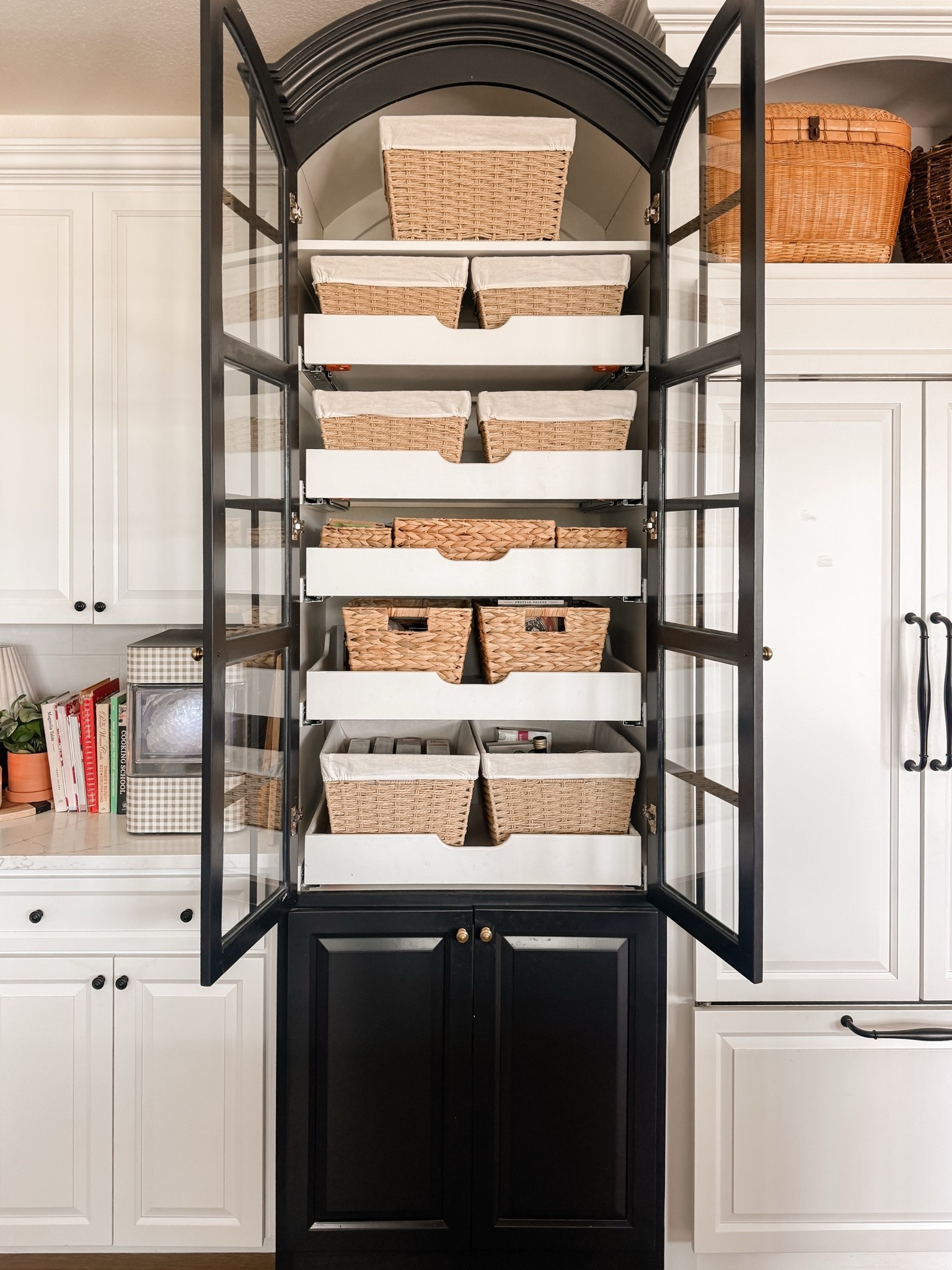 Storage baskets are from Walmart!

#LTKSaleAlert #LTKHome #LTKmomlife