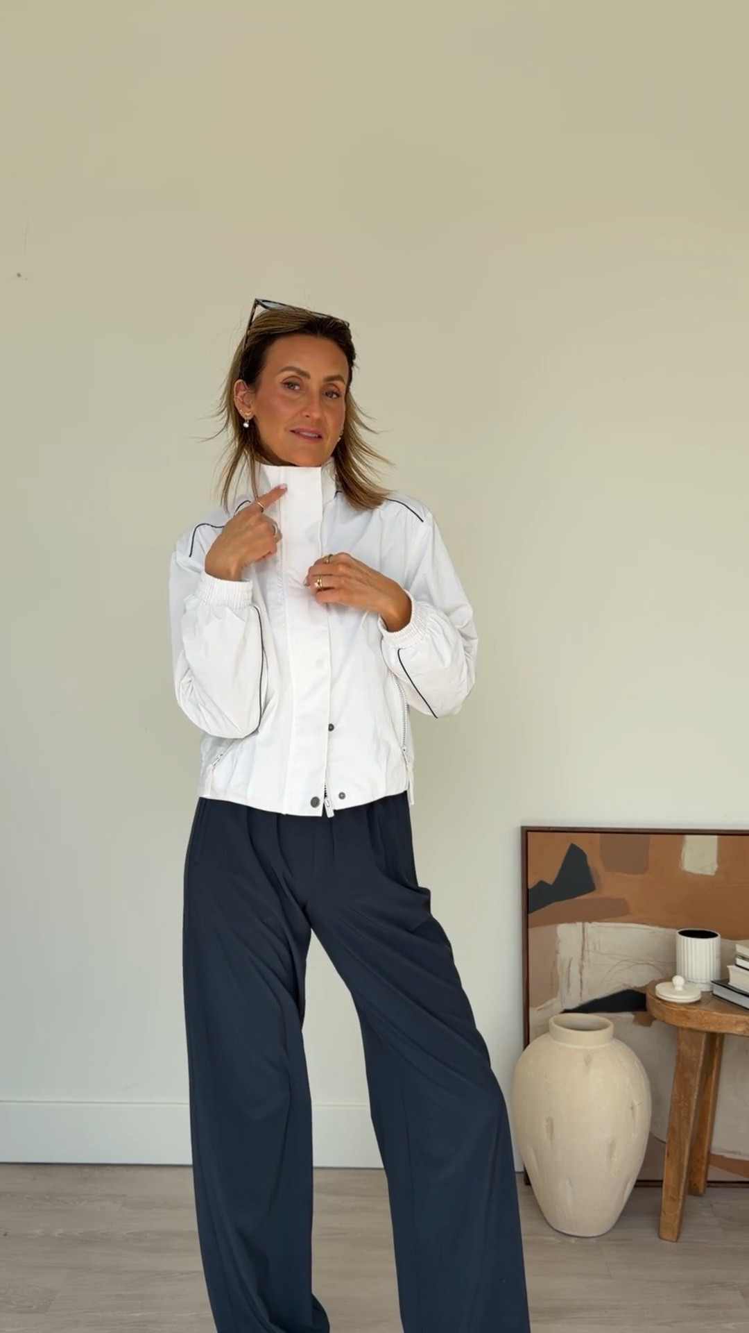 Wearing the villa pants sporty! Windbreaker is almost sold out but linking another favorite that I wear even more

#LTKActive #LTKTravel #LTKgrwm