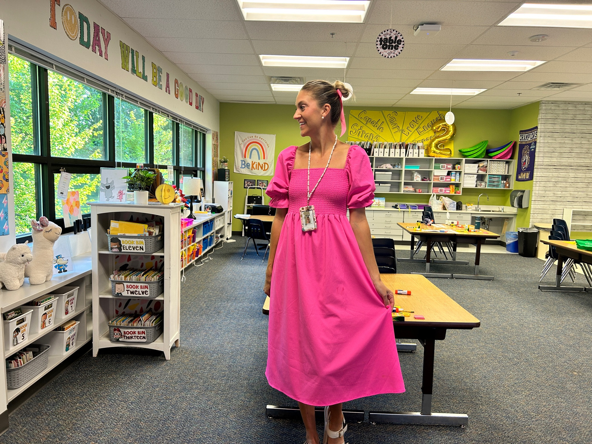 Teacher outfit / barbie outfit / pink dresss

#LTKBacktoSchool #LTKWorkwear