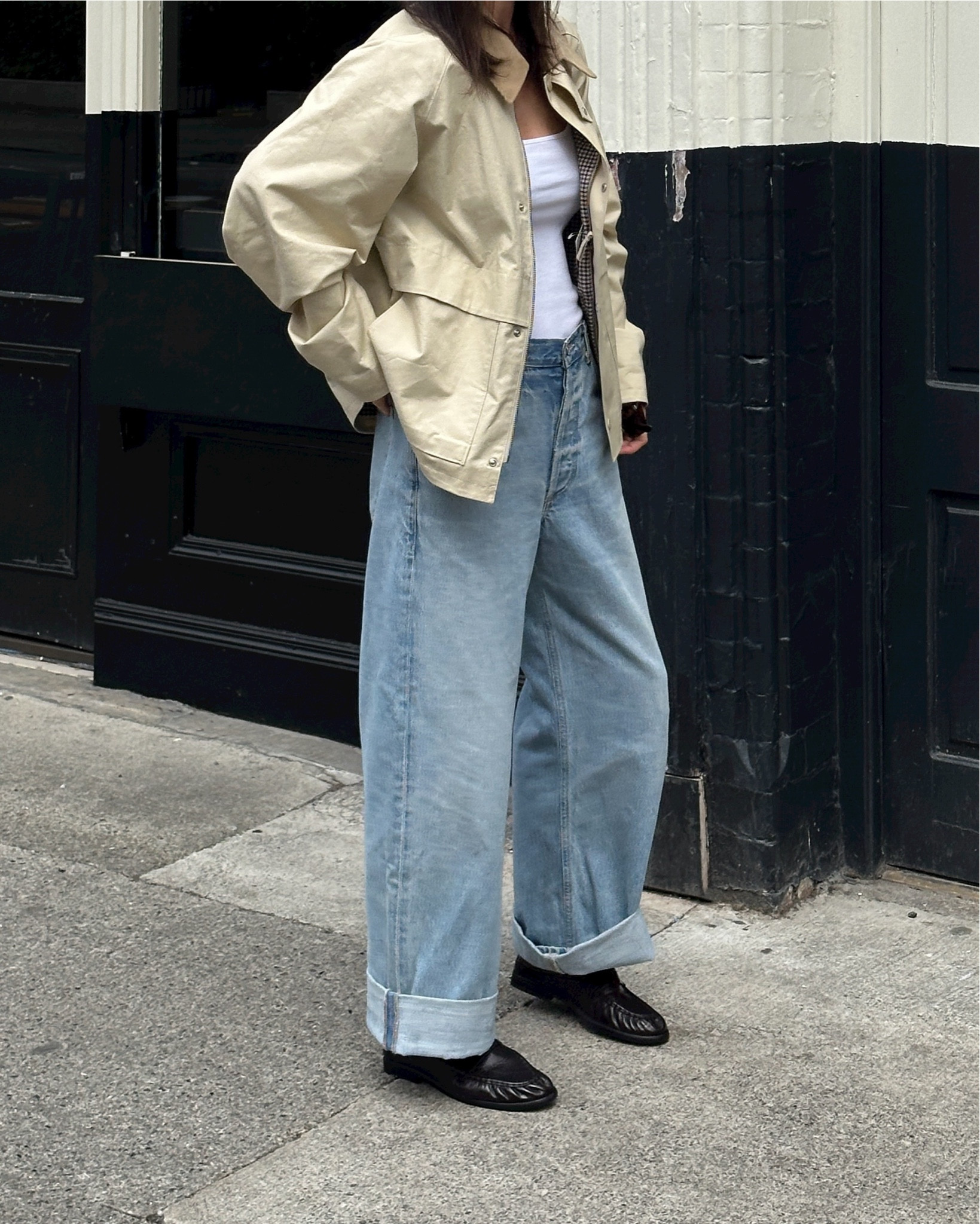 Field jackets, barn jackets, canvas jackets…whatever we are calling them, I like 🙃

Women fashion, street style, baggy jeans, ayla, loafers, tank top, cool girl style, summer outfit, spring outfit, summer style, outfit inspo

#LTKeurope #LTKstyletip #LTKsummer