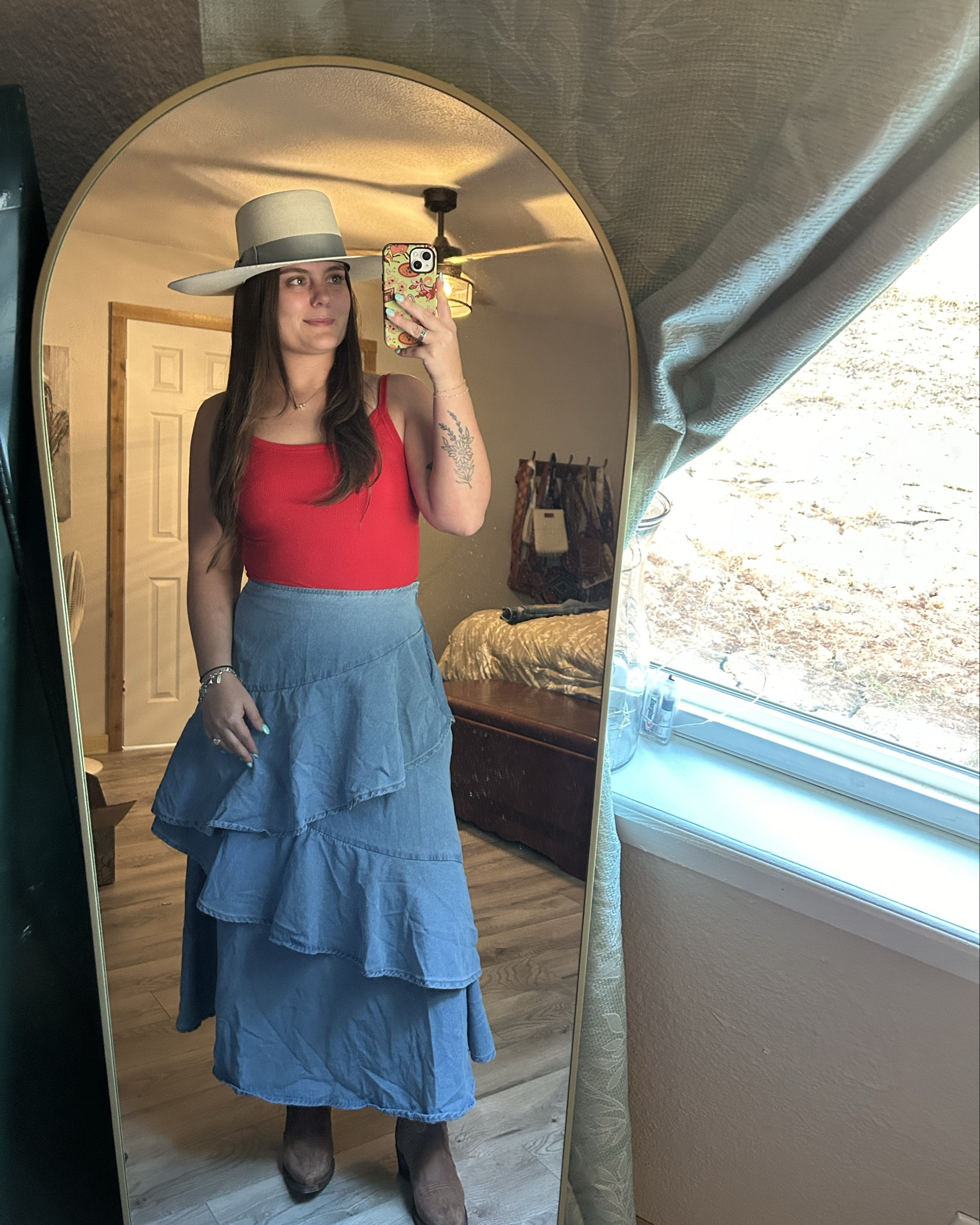 4th of July inspo! 🇺🇸🤍🪩

hat - Atwood buckaroo
booties - Cricle G