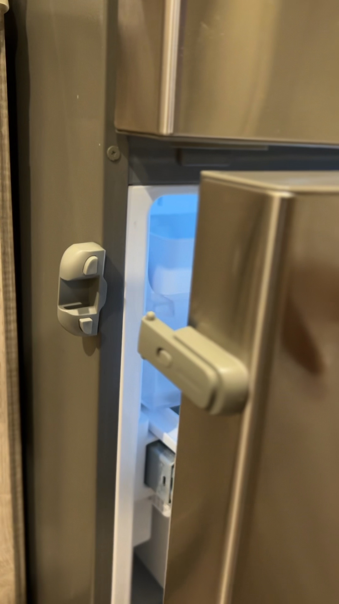 Keep those little hands out of the fridge with our mom-approved safety lock! It’s the perfect solution to keep kids from sneaking snacks and getting into mischief. Peace of mind for parents, and safety for the little ones. No tools or drills needed.

#LTKKids #LTKFindsUnder50 #LTKHome