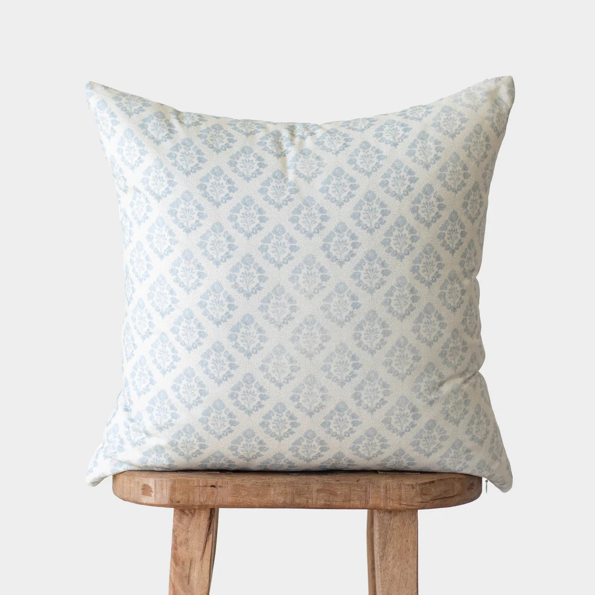 Elise - 18" | 20" | 22" | 12x20" | Woven Nook