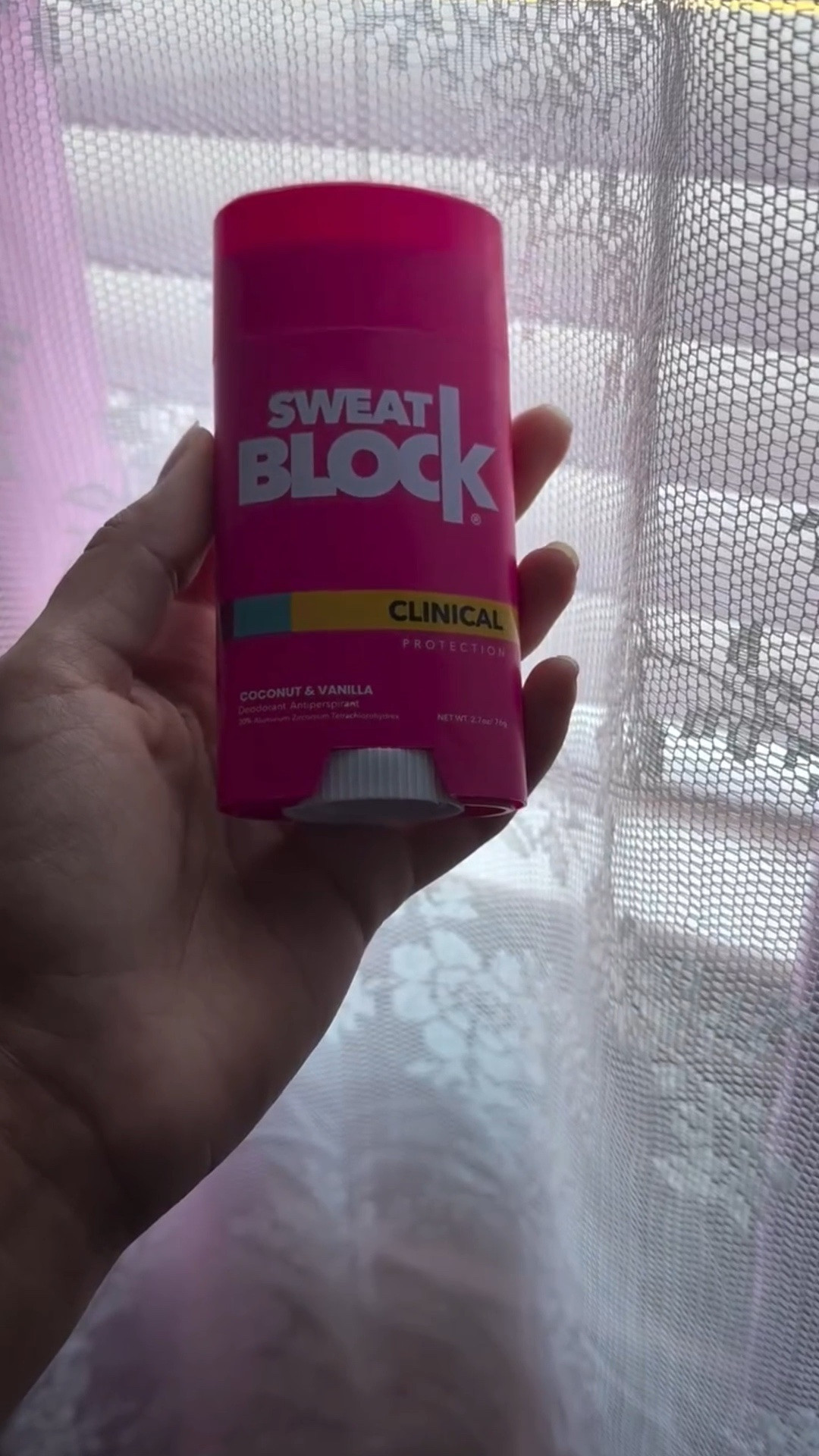 Simple routines, clean ingredients 🤍
Loving how the SweetBlock Deodorant feels on my skin all day. @sweatblock @stackinfluence #sweatblock #sweatblockpartner