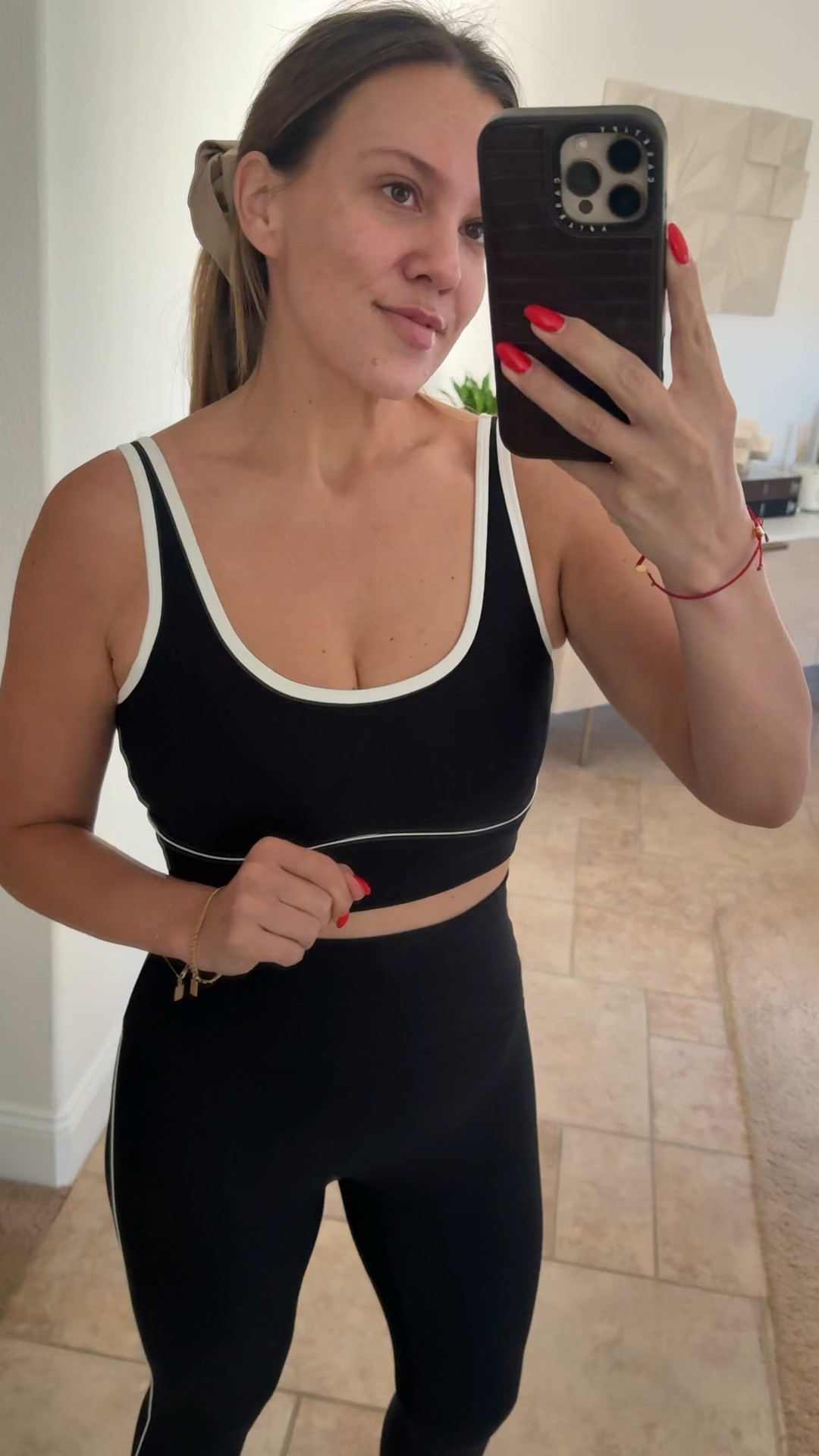 loved my new workout set! 💪🏽 size medium in both! i got so much from this drop so Ill link my whole order 🖤