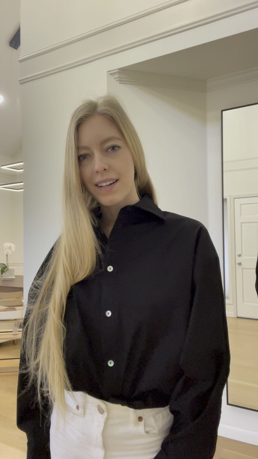 Elevated basic button down top with cropped back 100% cotton
Oversized fit so I got an XS

#LTKFindsUnder100 #LTKStyleTip #LTKMostLoved