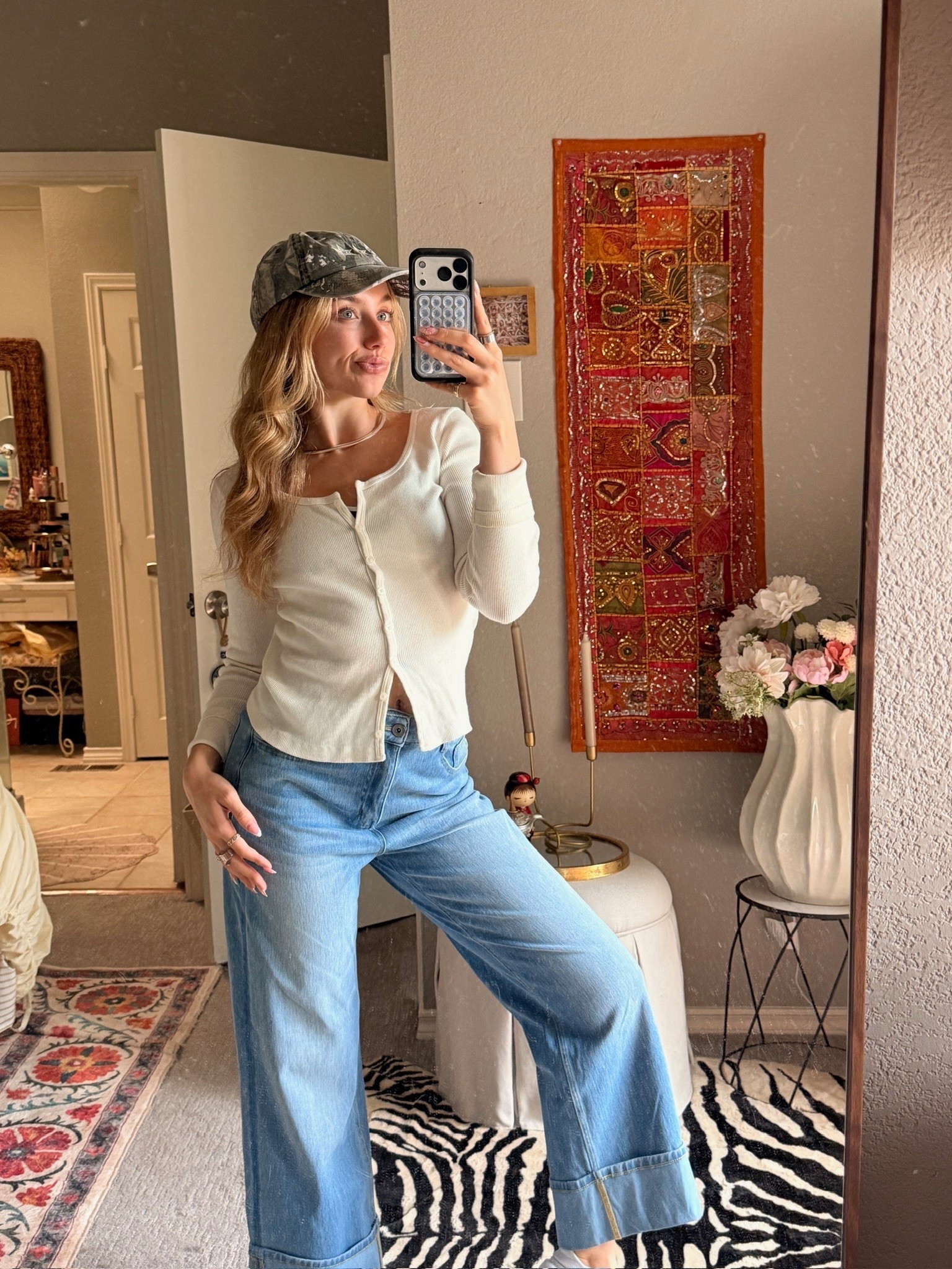 Cute but comfy fit !

#LTKootd