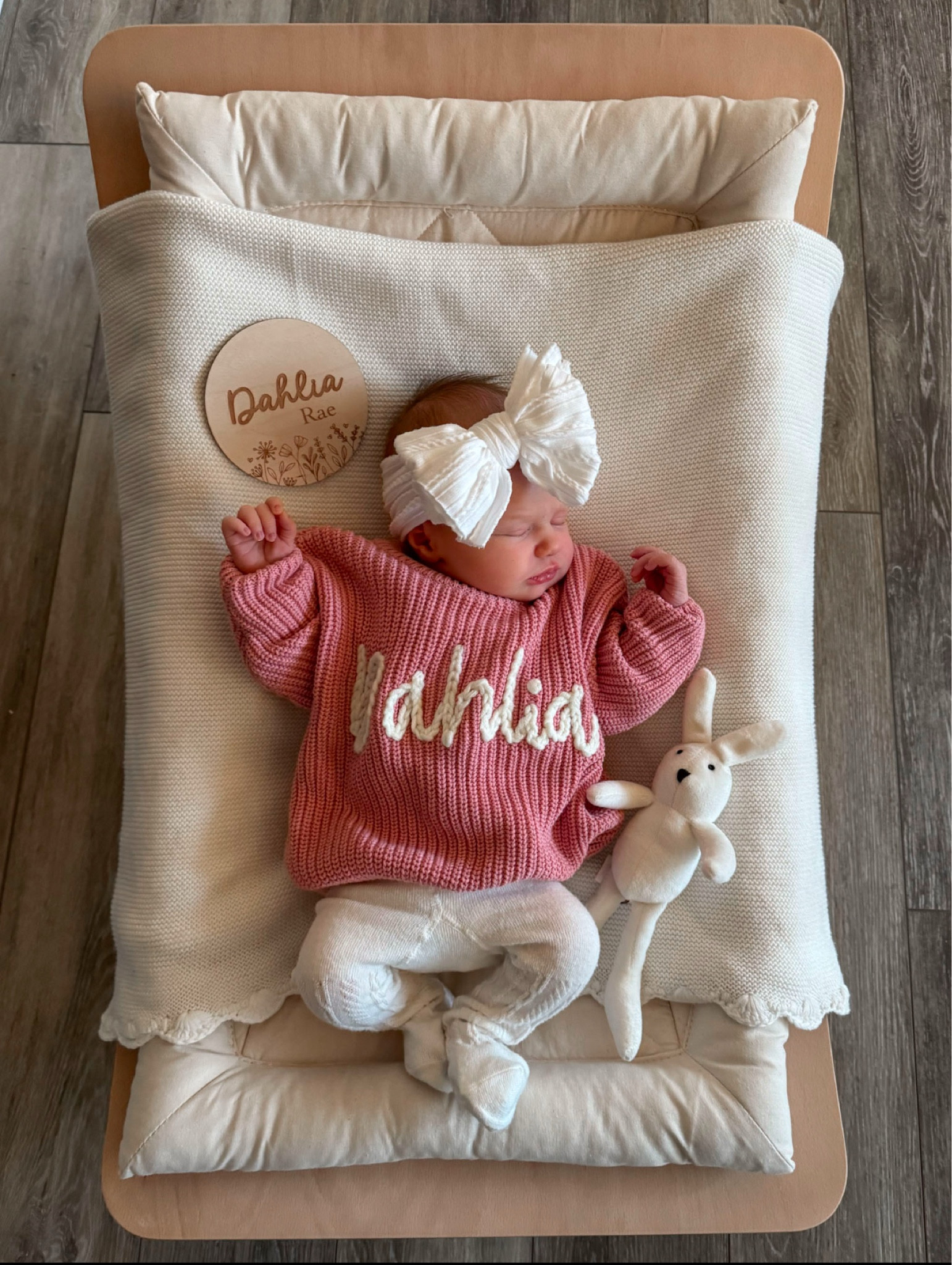 Announcement sweater + sign

#LTKStyleTip #LTKBaby #LTKKids