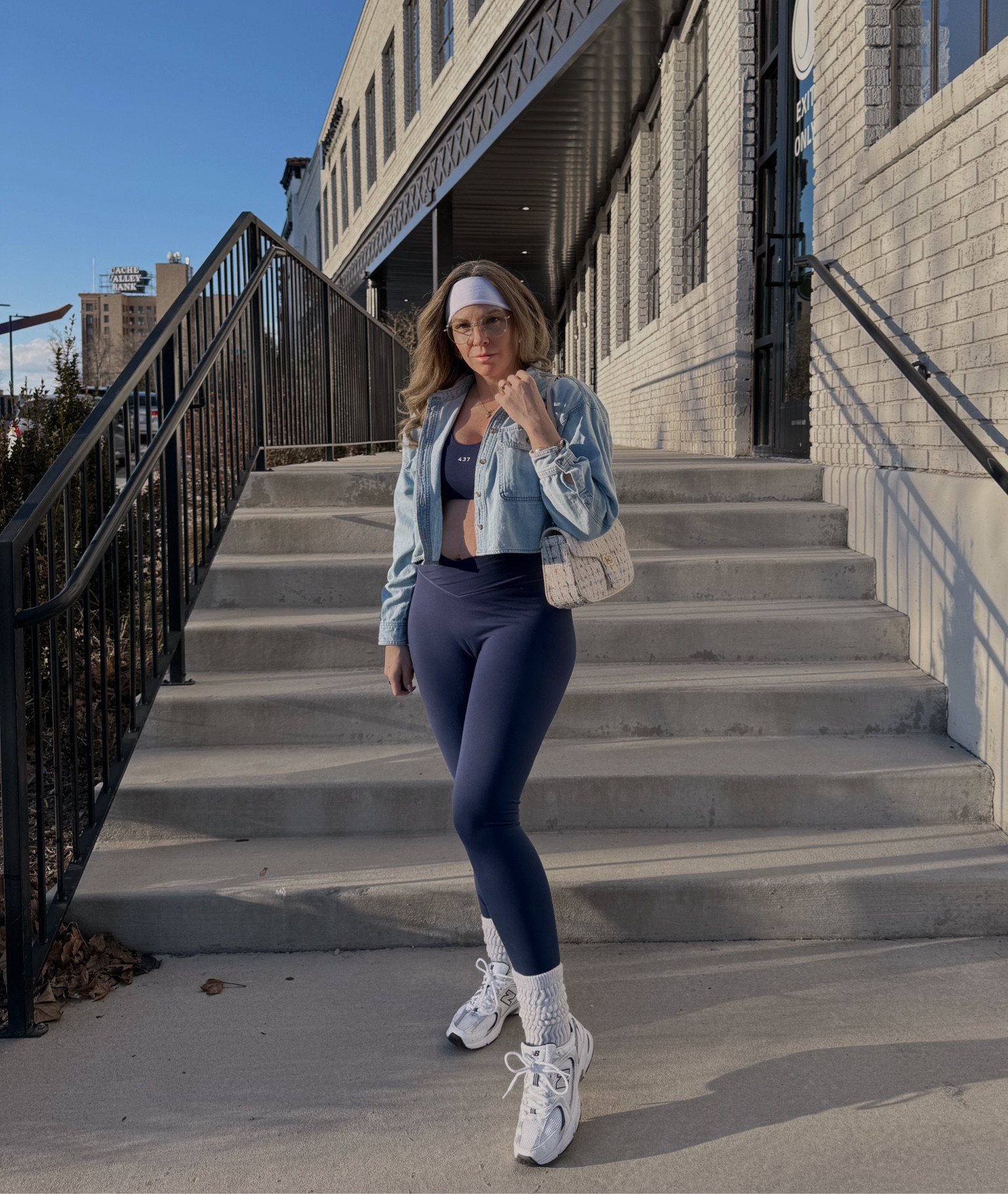 Spring blues 🦋

The perfect chic workout gear for working out then running errands in style 💪🏼

#LTKfitness #LTKfindsunder100 #LTKstyletip