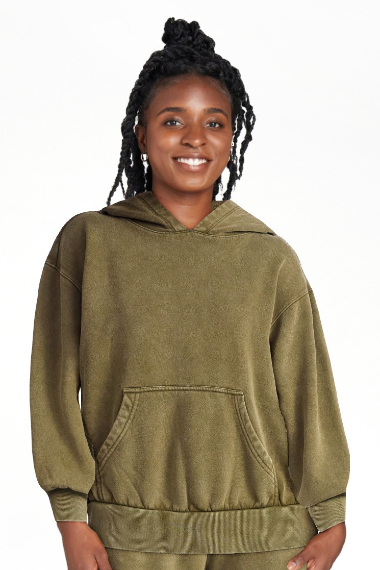 Scoop Women’s Mineral Washed Oversized Cropped Hoodie, Sizes XS-XXL | Walmart (US)