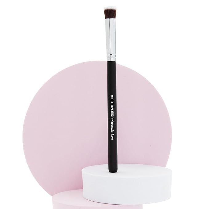 Under Eye Concealer Brush - Beauty Junkees Mini Flat Top Kabuki with Synthetic Bristles for Conce... | Amazon (US)