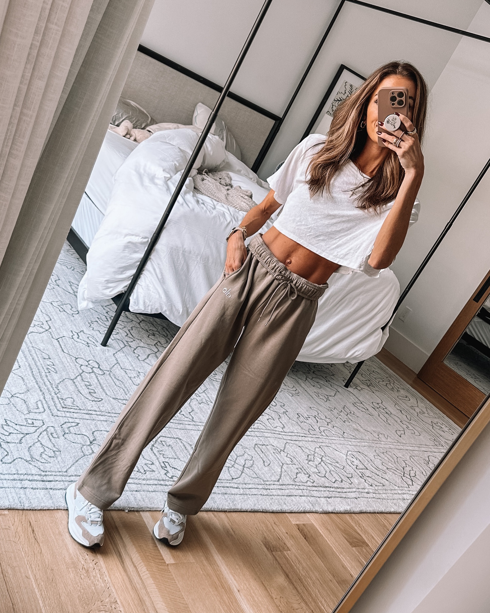 alo sweatpants size xs

#LTKsalealert