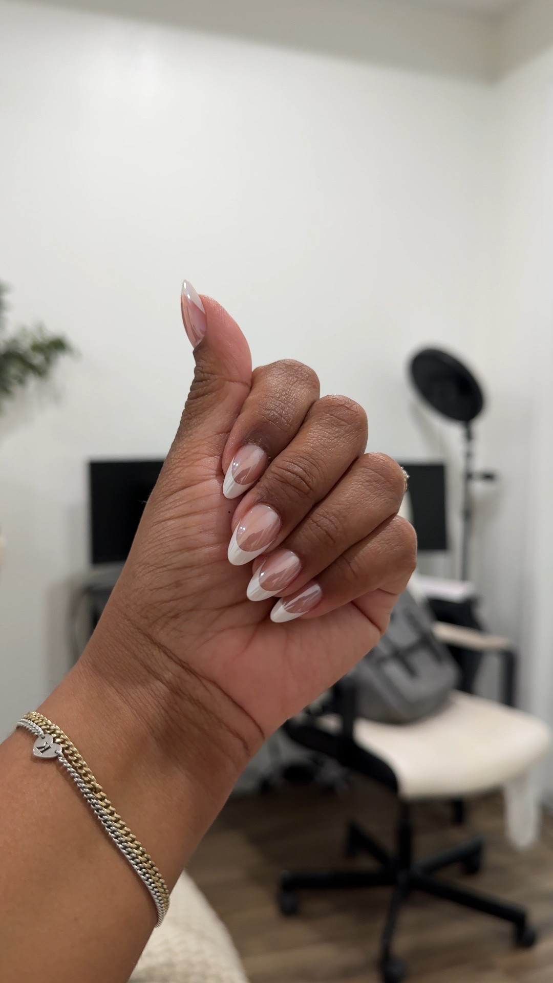 Quick press-ons in between nail appts! But I’m obsessed 😍

Target, ulta, press ons 

#LTKSeasonal #LTKStyleTip #LTKBeauty