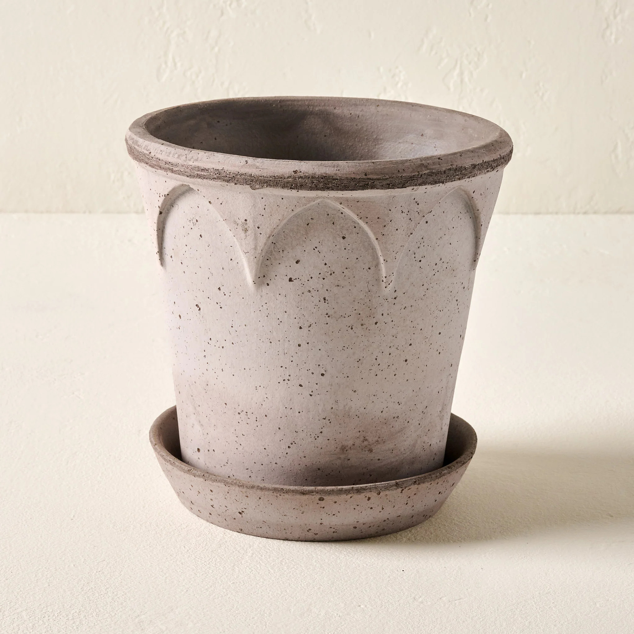 Arched Bergs Pot | Magnolia