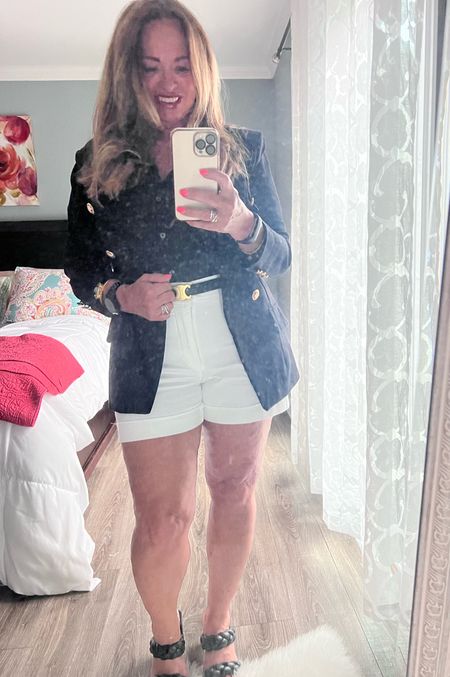 Classic combo of Black and White… I do love a blazer with dressy shorts for dinner dates. This is probably my favorite combo. 

#LTKMidsize #LTKFindsUnder50 #LTKStyleTip