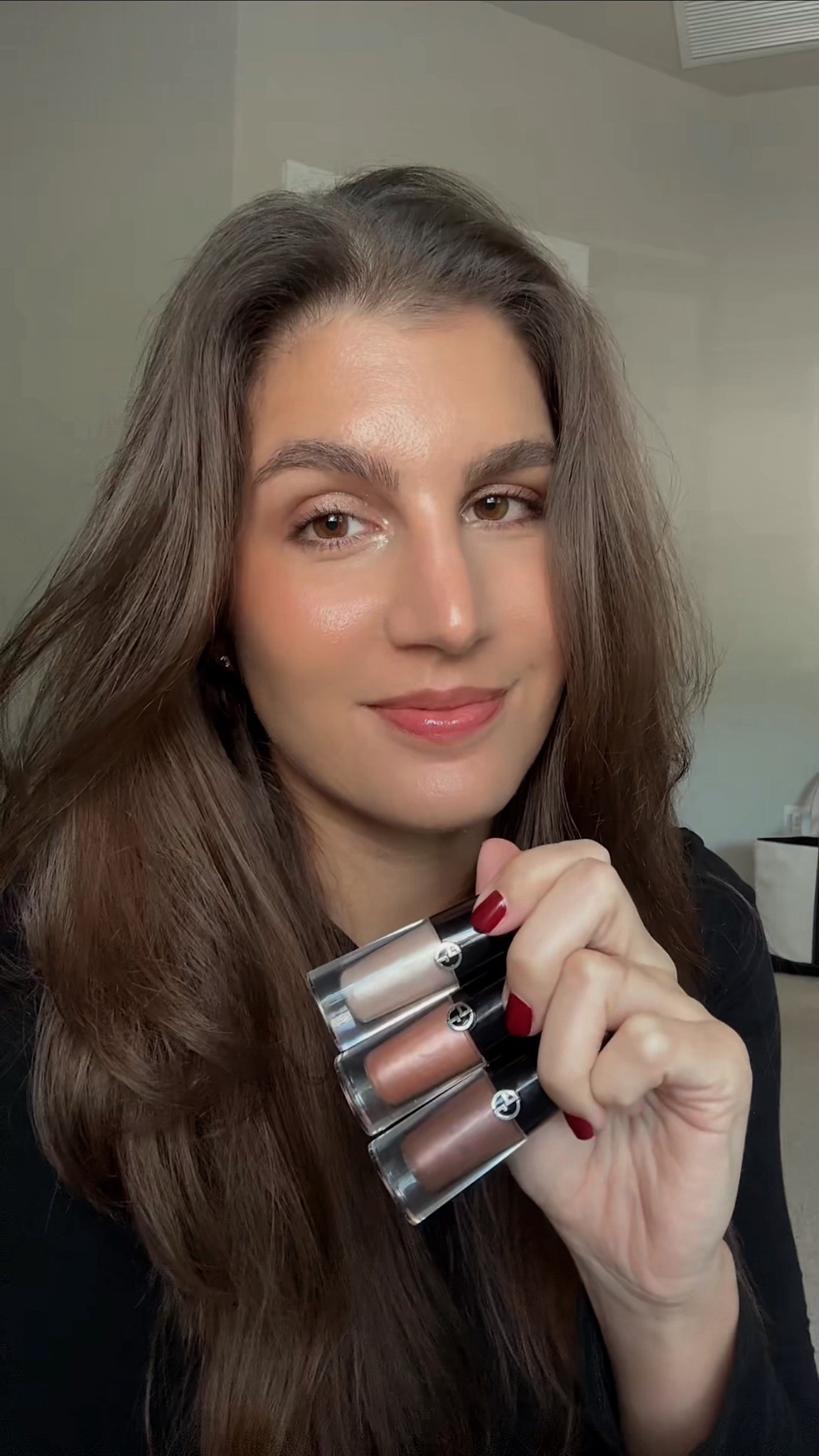 5 minute eye makeup - shades 10S Chestnut, 44S Blush and 12S Shell

#LTKBeauty #LTKWedding #LTKHoliday