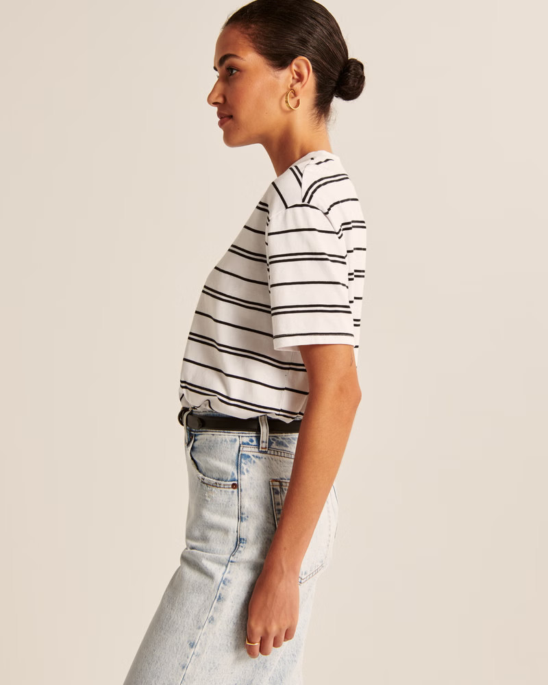 Oversized Boyfriend Essential Tee | Abercrombie & Fitch (US)