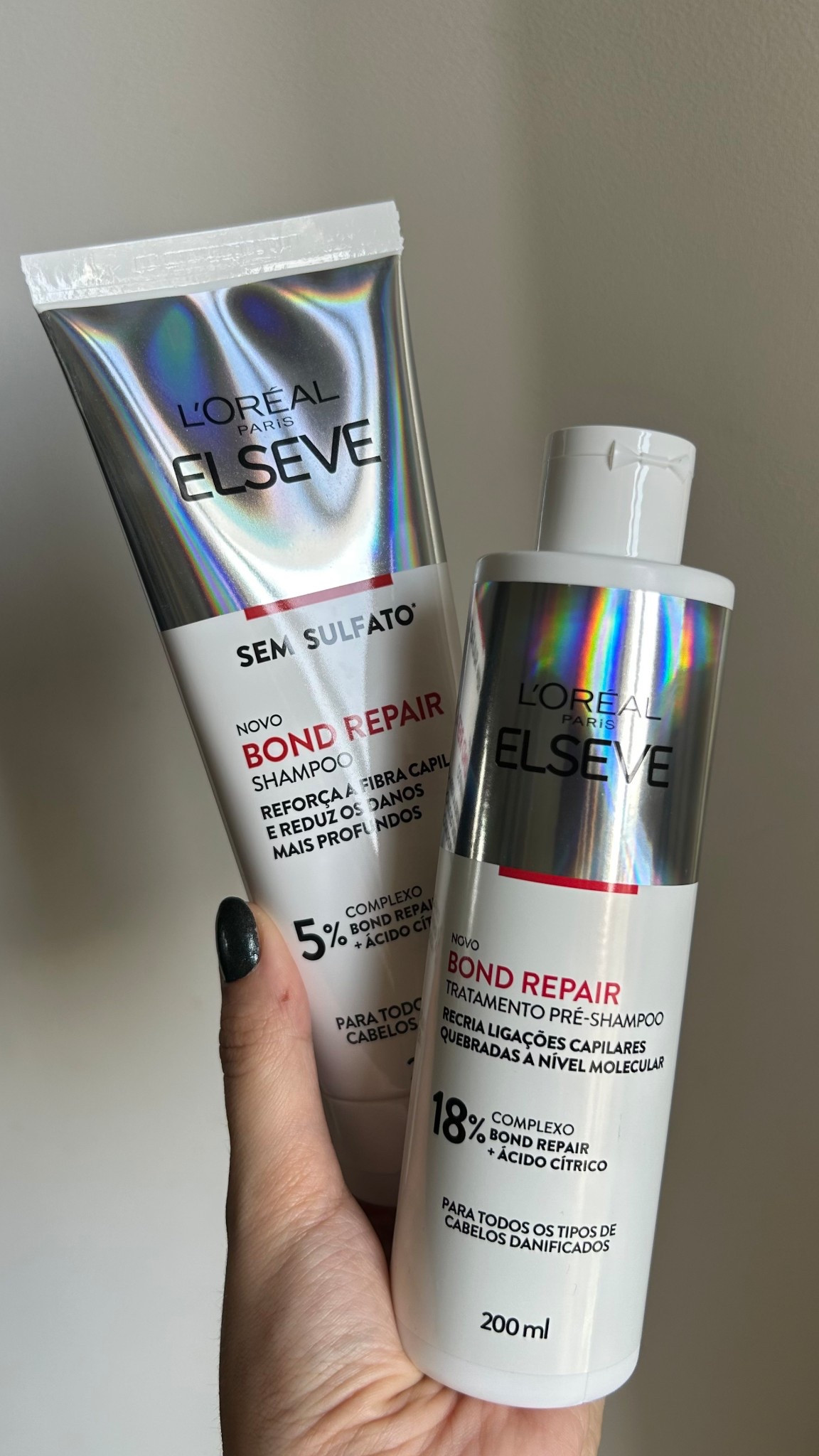 Testei a nova linha de L’Oreal Paris e aprovadíssima! Meu cabelo absorveu na hora o tratamento do pré-shampoo e já senti diferença no primeiro uso 🖤

#LTKbrasil #LTKbeleza