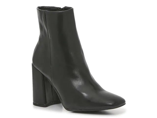 Madden Girl While Boot | DSW