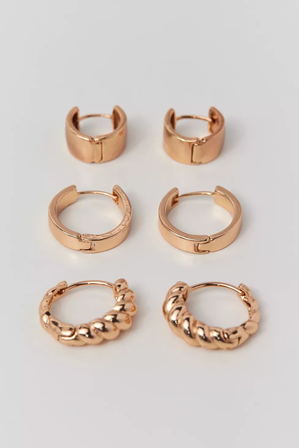 Medium Hoop Earring Set | Urban Outfitters (US and RoW)