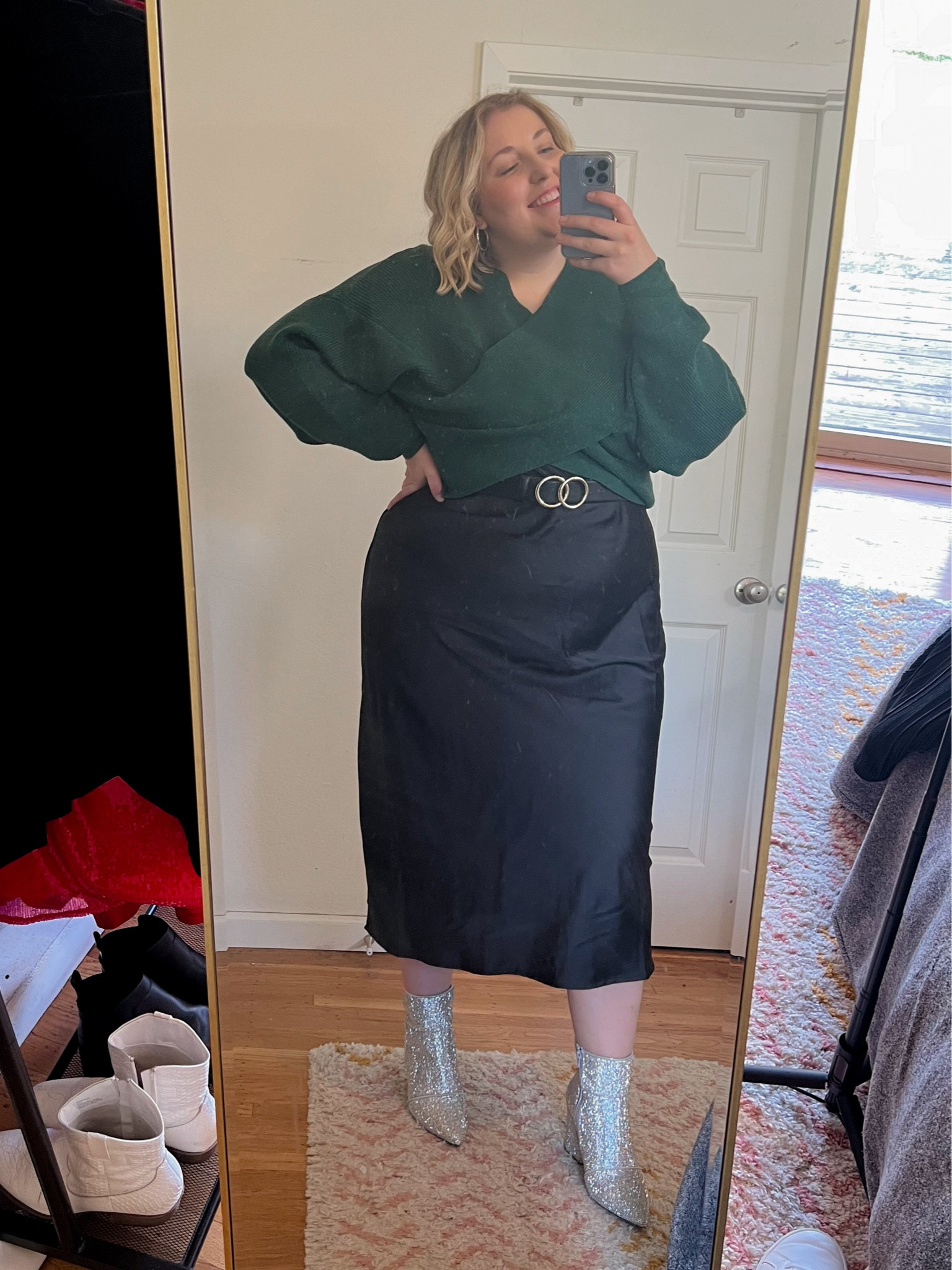 Holiday outfit inspo day 2🎄 Im loving this dress & sweater combo! Wearing XXL in the dress and XL in the sweater. And these sparkly boots are everything😍 


#LTKmidsize #LTKplussize #LTKHoliday