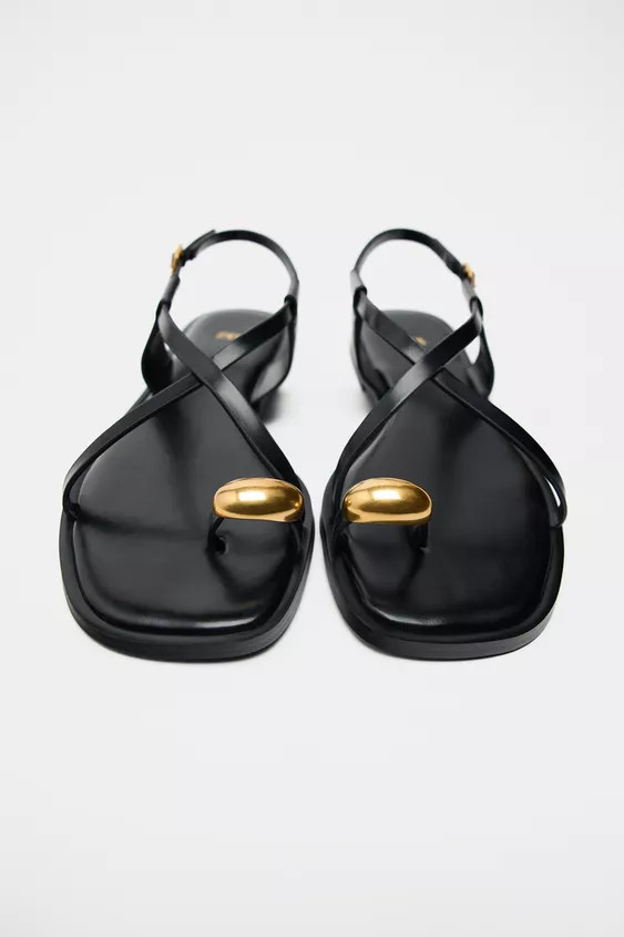 FLAT SANDALS WITH METAL DETAIL | Zara UK