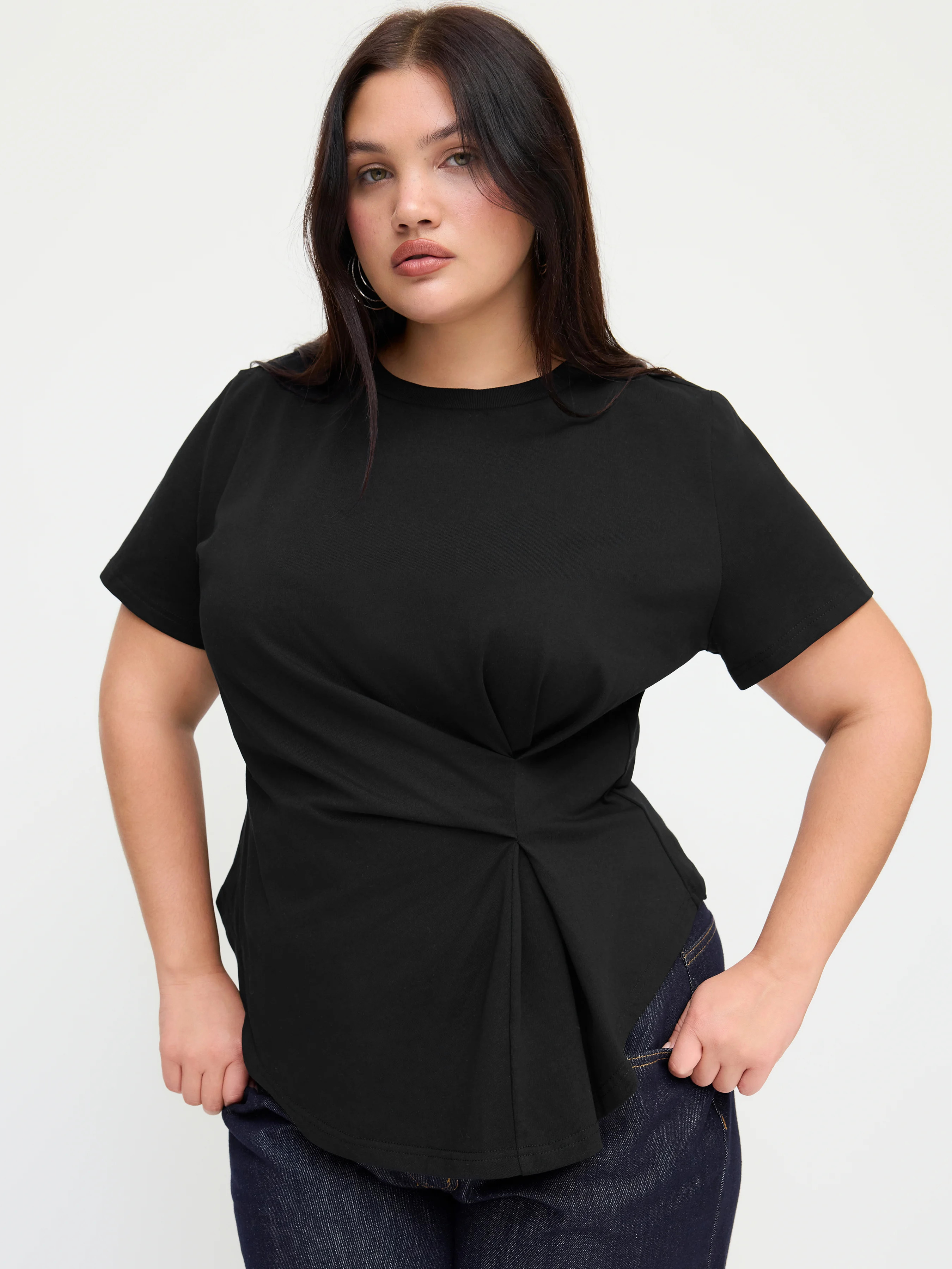 Cotton-blend Round Neckline Ruched Asymmetrical Hem Tee Curve & Plus | Cider