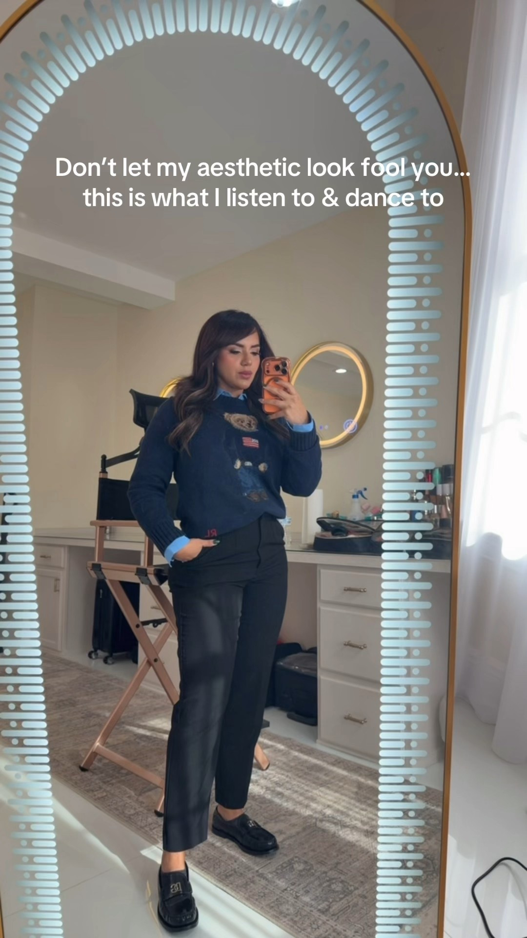 Pensaste que mi aesthetic look combinaba con mi playlist? 😅

#LTKHoliday #LTKWorkwear #LTKSeasonal