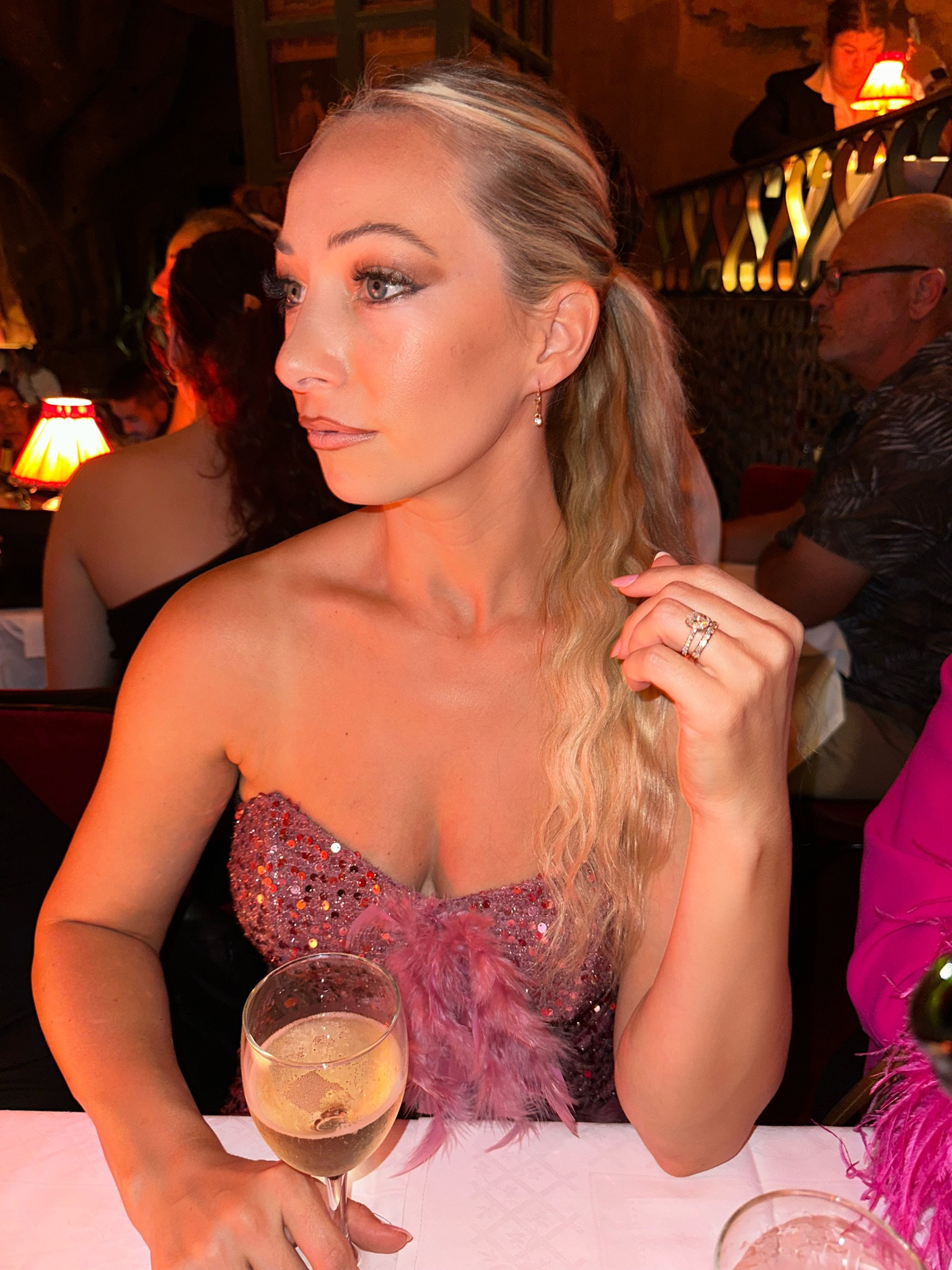 My favorite glam 

#Glam #Makeup #TooFaced #contour #NightOut 

#LTKbeauty #LTKstyletip #LTKfindsunder50