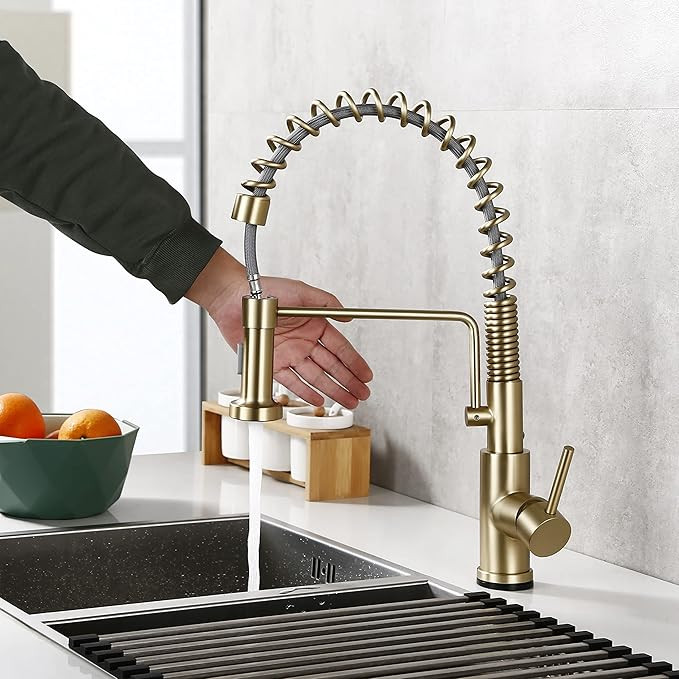 Touch On Kitchen Faucets with Pull Down Sprayer, Single Handle Kitchen Sink Faucet with Pull Out ... | Amazon (US)