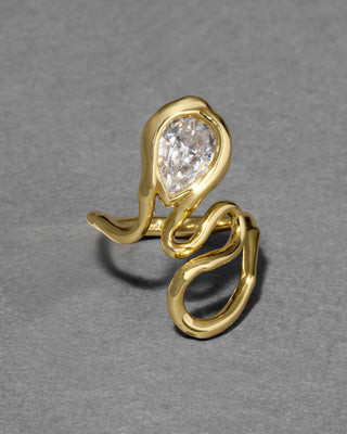 Asterales Gold Floating Vine Ring | Alexis Bittar