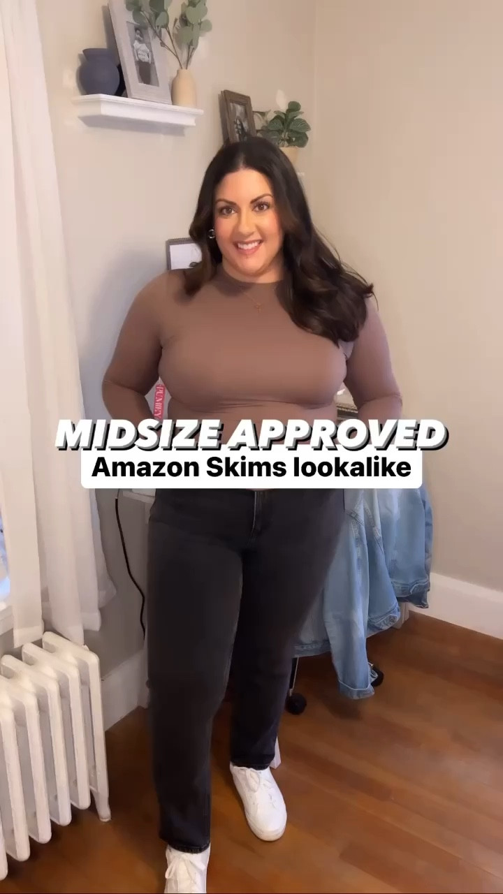 Wearing an XL in this Skims dupe long sleeve and bodysuit! 

#LTKxPrime #LTKfindsunder50 #LTKmidsize