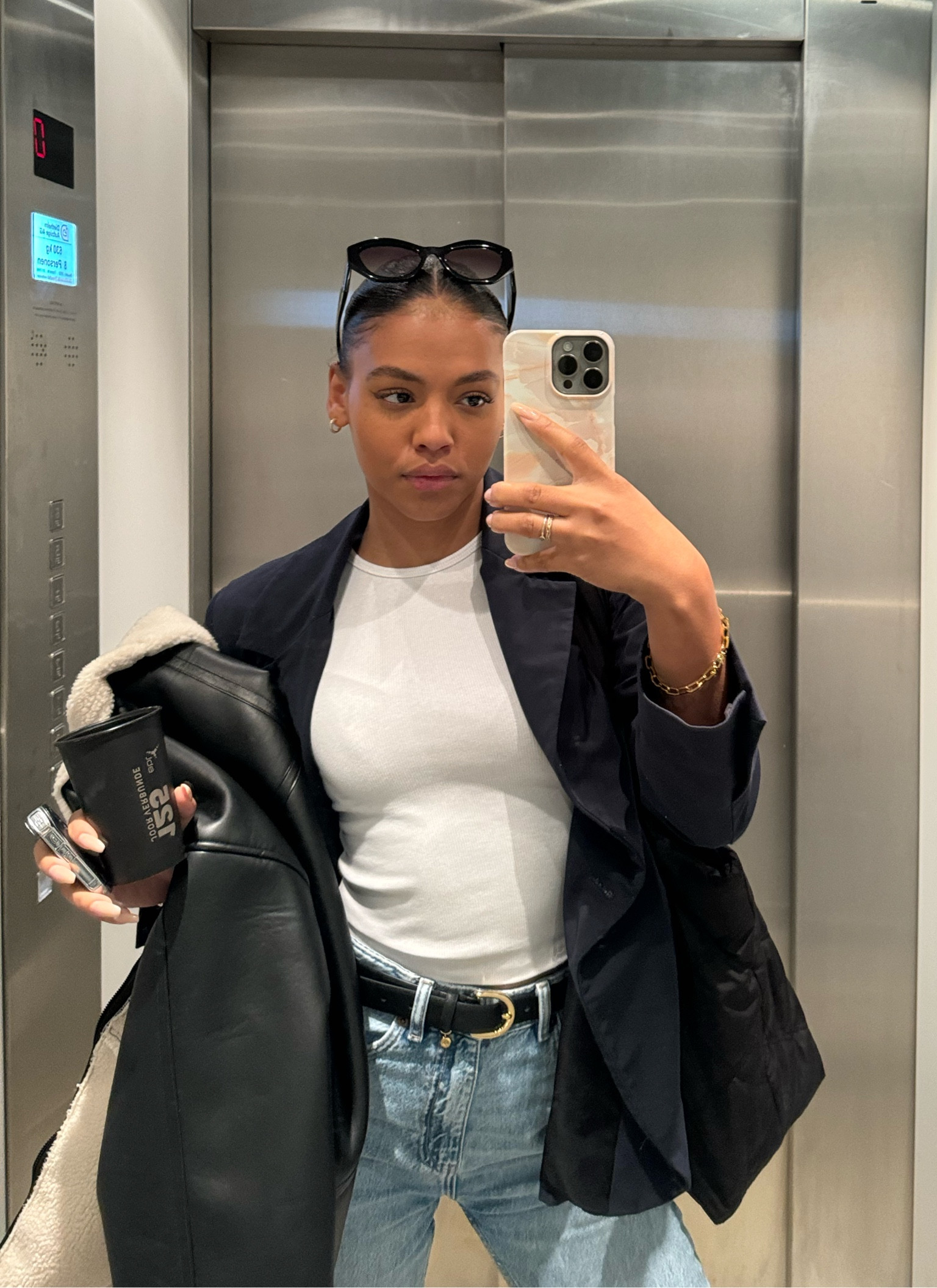 Turning work mode on with a touch of casual cool. Jeans that mean business💼👖 #WorkFit #CasualChic

#LTKMostLoved #LTKeurope #LTKU