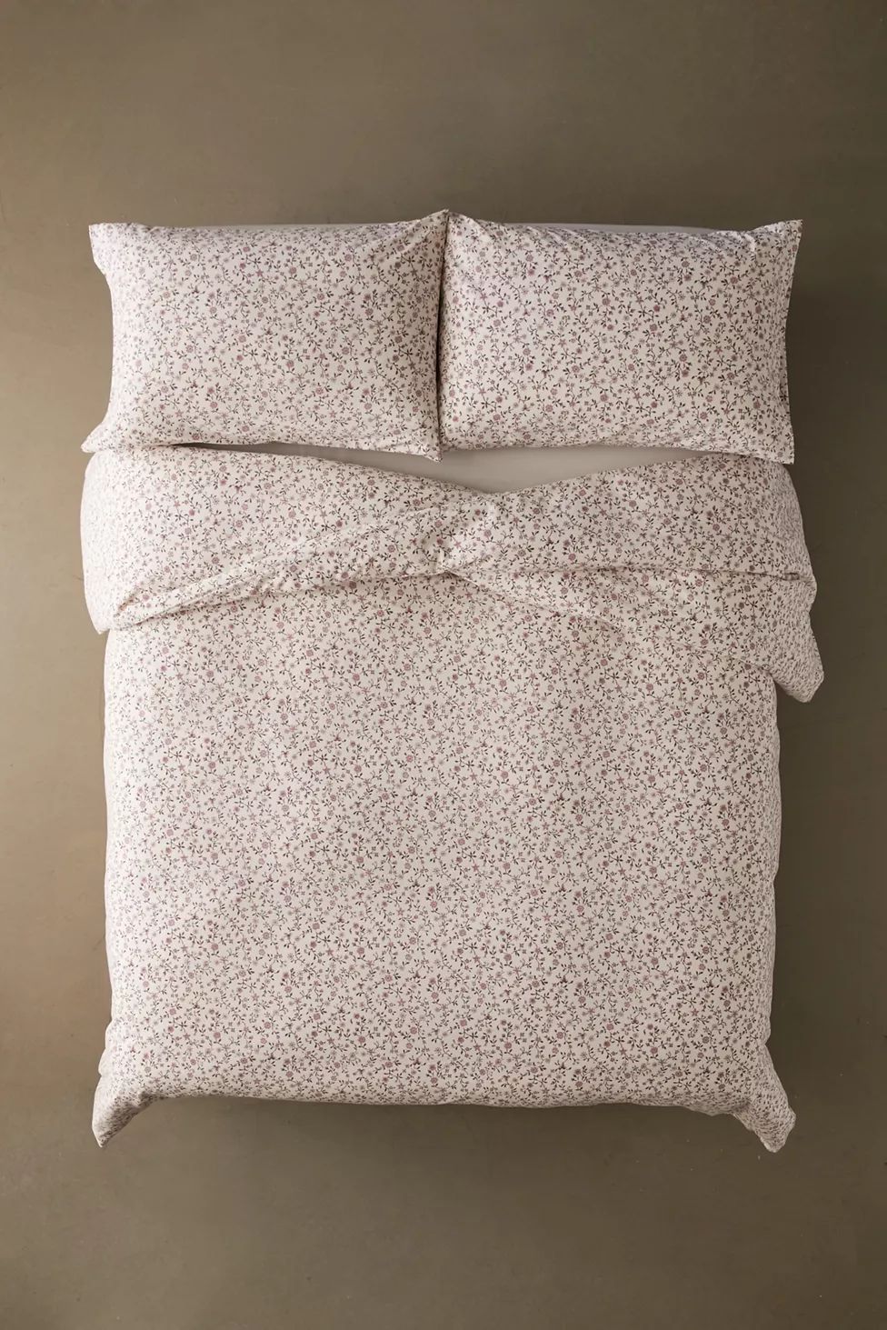 Clarissa Floral Vine Duvet Set | Urban Outfitters (US and RoW)