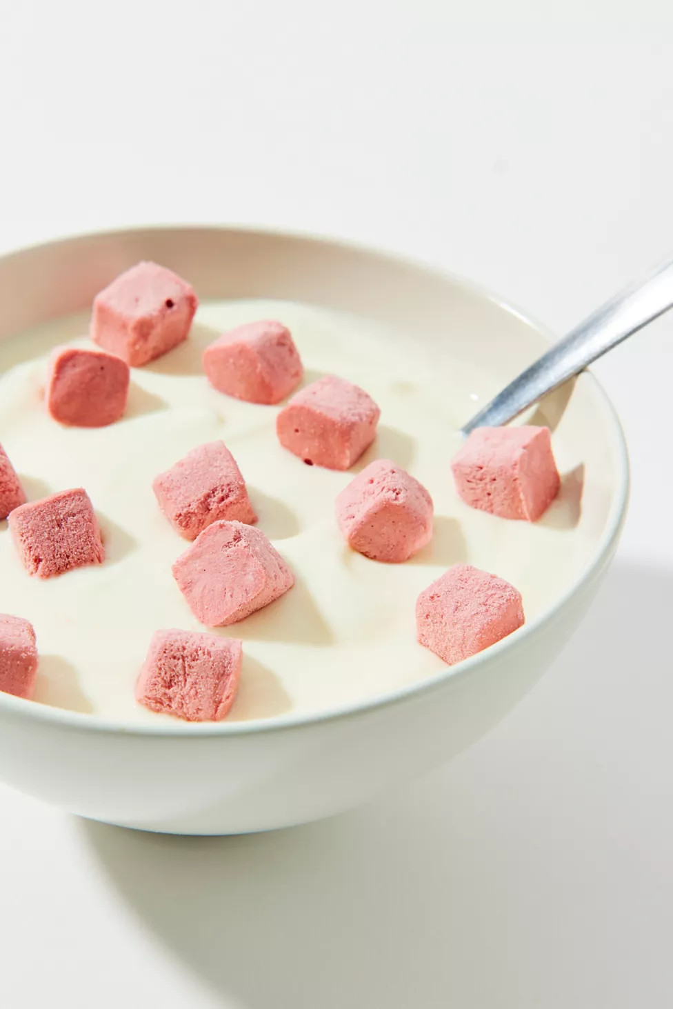 OHME! Freeze-Dried Yogurt Crunch Fruit Snack | Urban Outfitters (US and RoW)