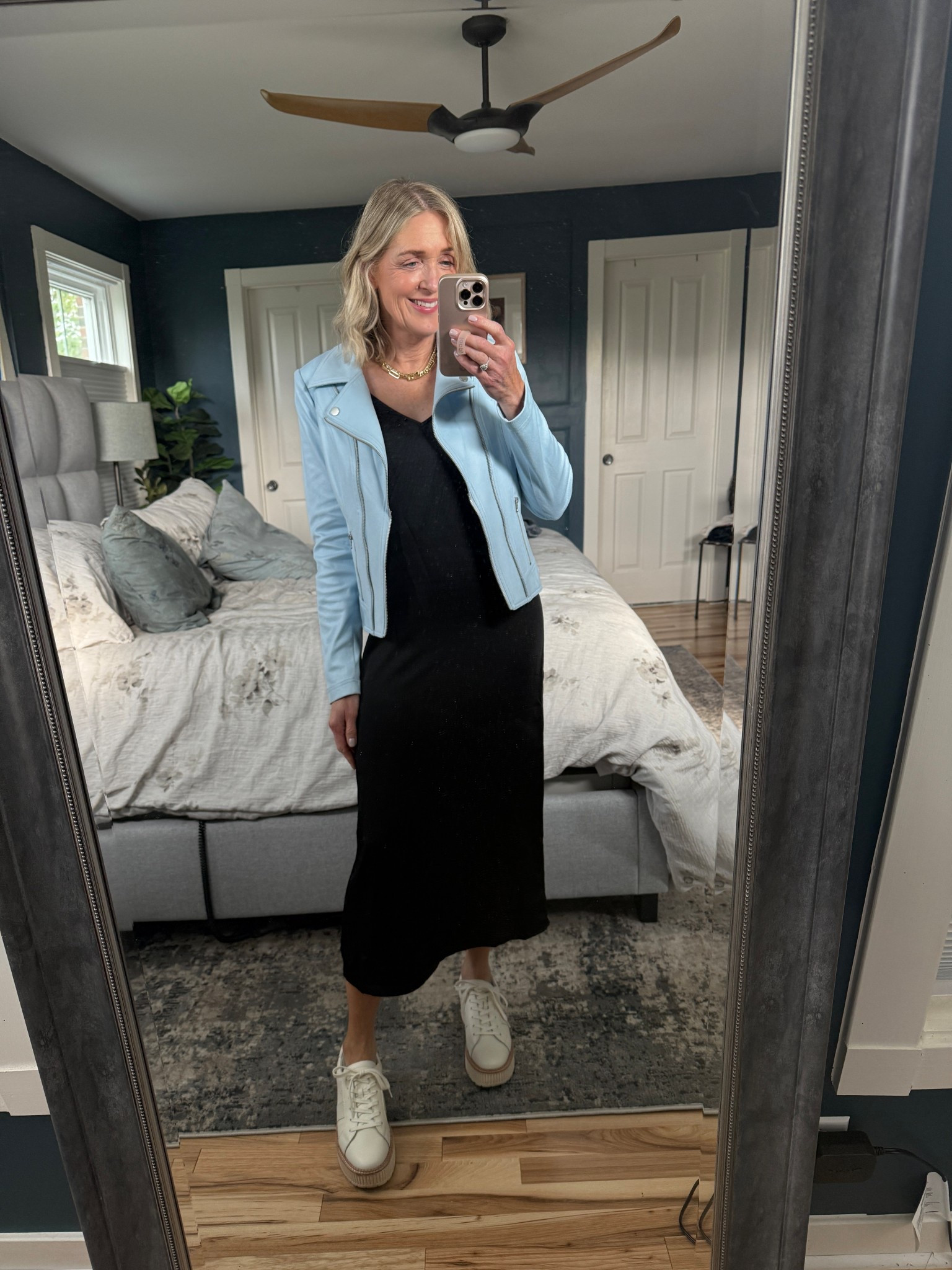 Summer date night outfit.

 Code DOUSEDINPINK for 10% off Melinda Maria.



#LTKSeasonal #LTKFindsUnder100 #LTKOver40