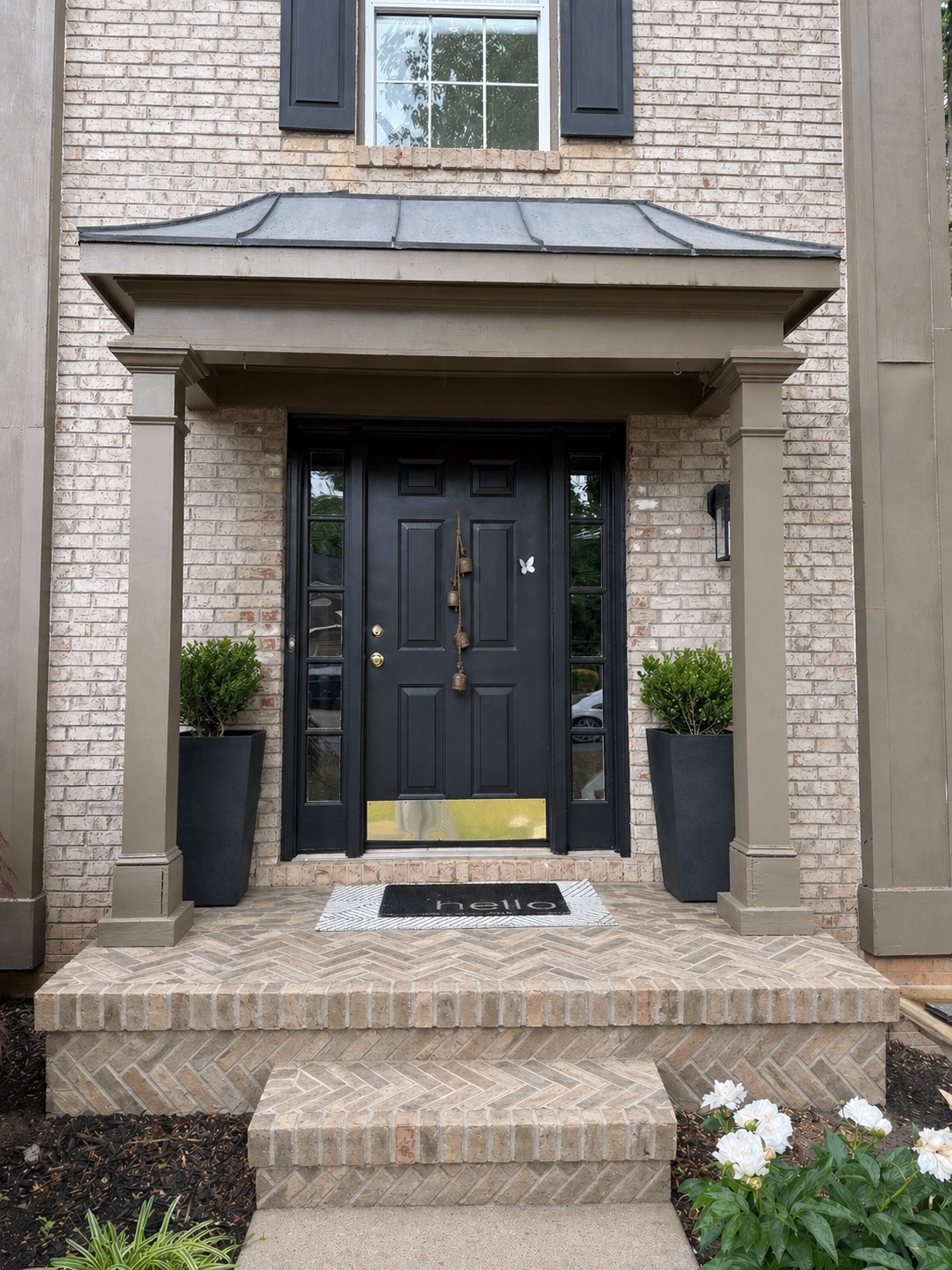patio furniture
Front steps herringbone bricks

#frontdoor #patio #stoop #brick

#LTKHome #LTKSeasonal #LTKOver40