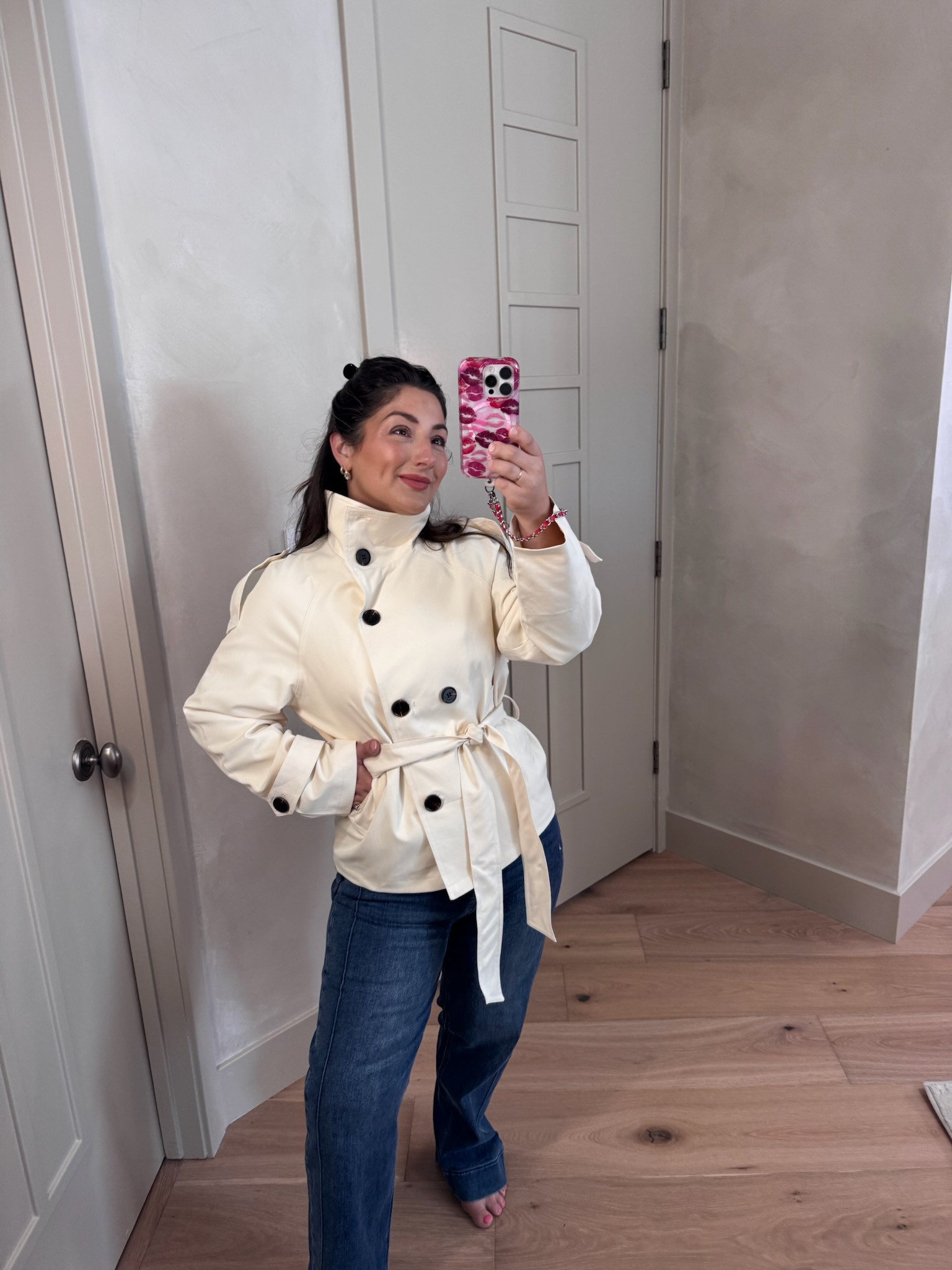 LOVE!!! The quality of this jacket is so nice!! 

Cropped trench with funnel neck! Size small, jeans size 27 

5'0" 140lbs

#LTKPetite #LTKootd #LTKSeasonal